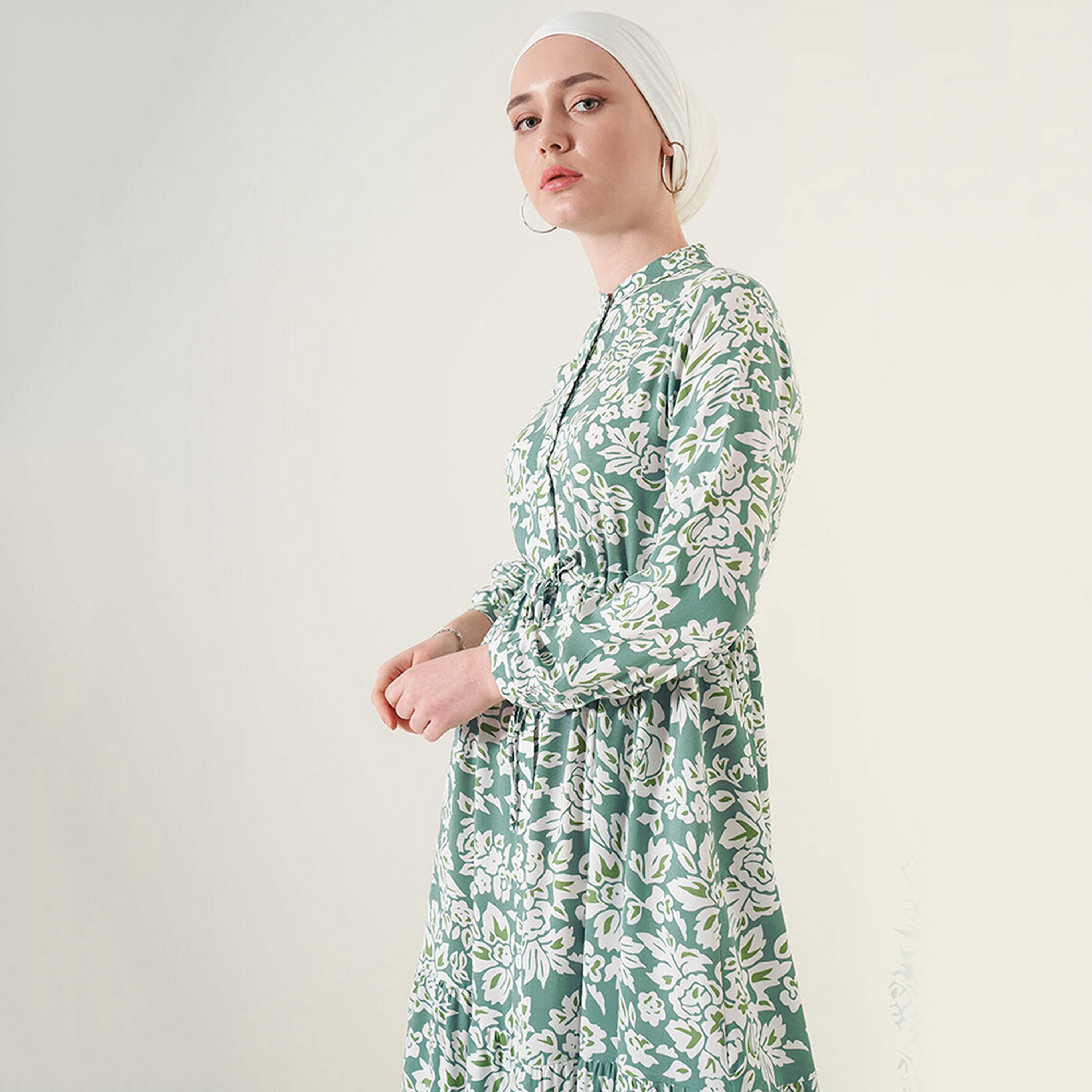 فستان ماكسي نسائي بطبعة زهور من الفيسكوز، بياقة الماندرين وقصة ضيقة وواسعة من بيجدارت-women-clothing-dresses-image-2