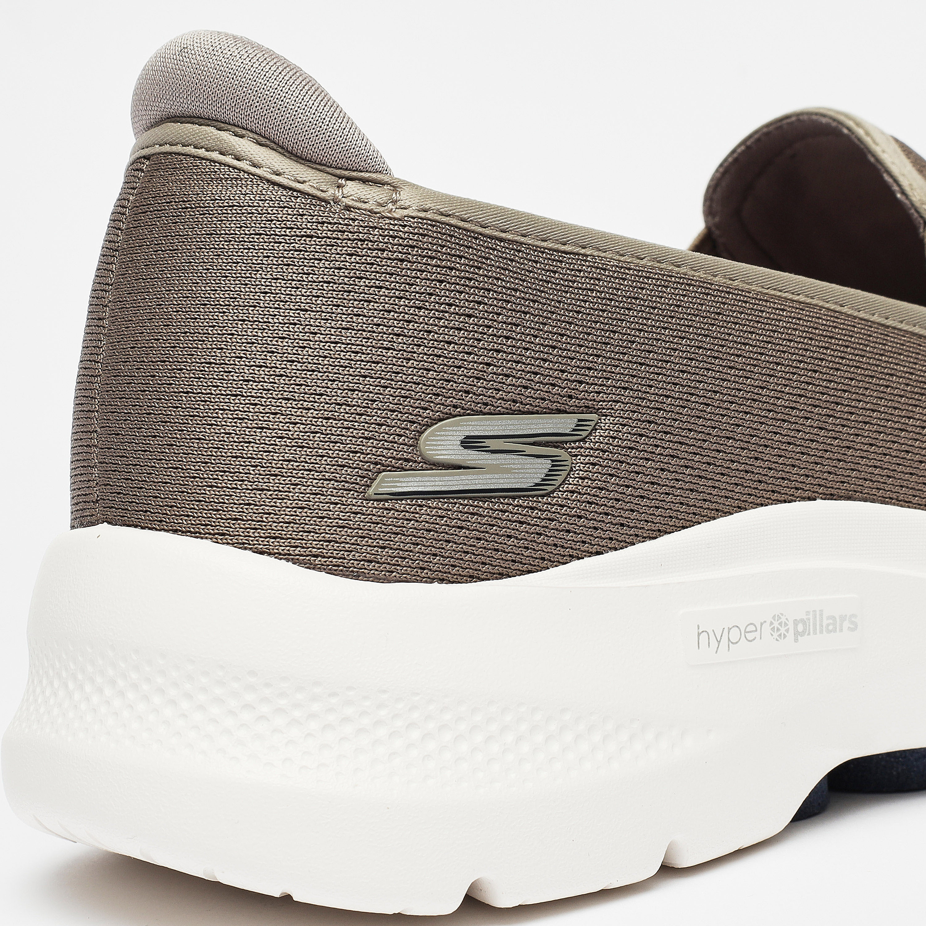 حذاء غوغا مات نعل داخلي بتبريد الهواء من سكيتشرز جو ووك 6 للرجال | 216280-sports-men-shoes-image-24