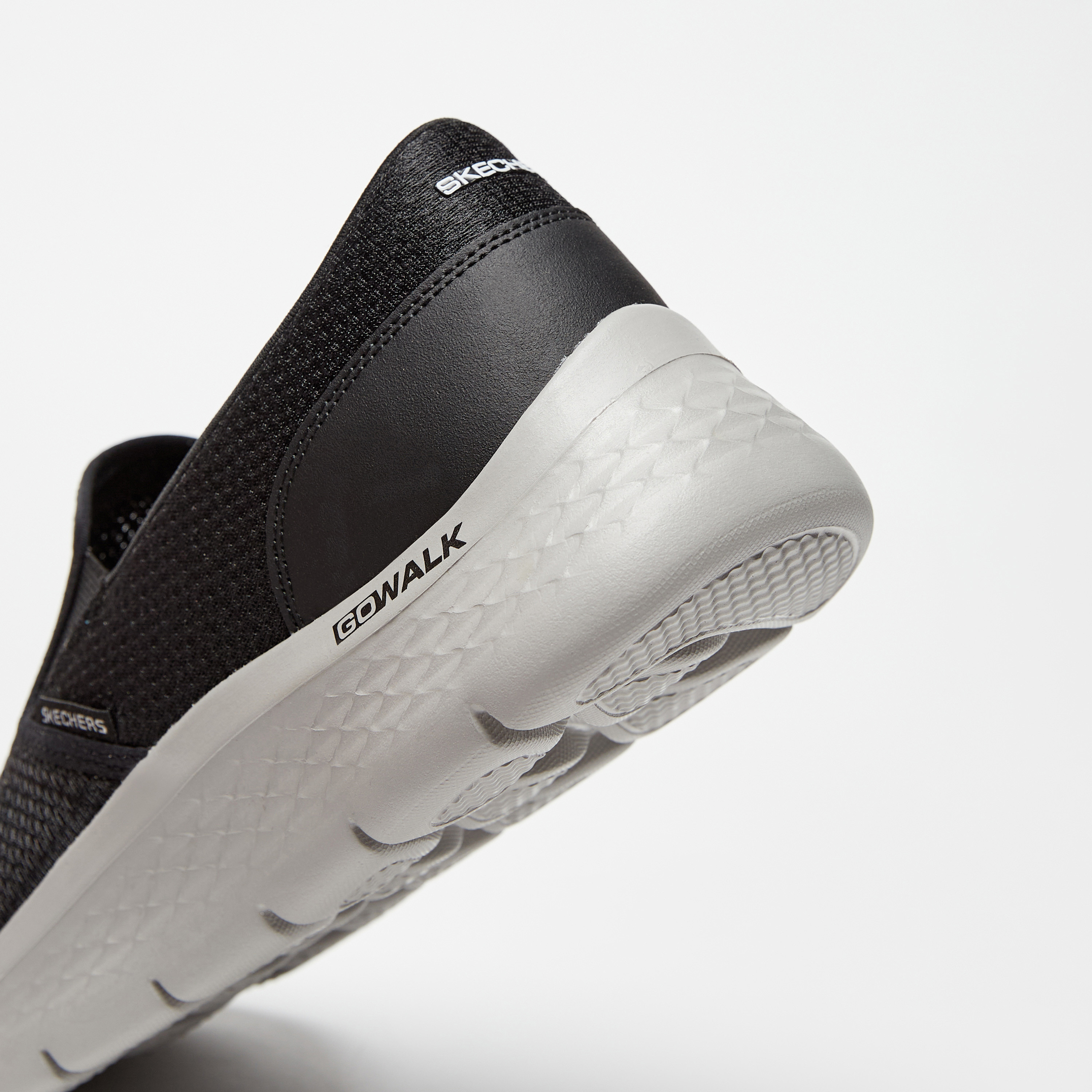 حذاء سكيتشرز ذو جو ووك فليكس سليب آن للرجال 216323 | OE-sports-men-shoes-image-16