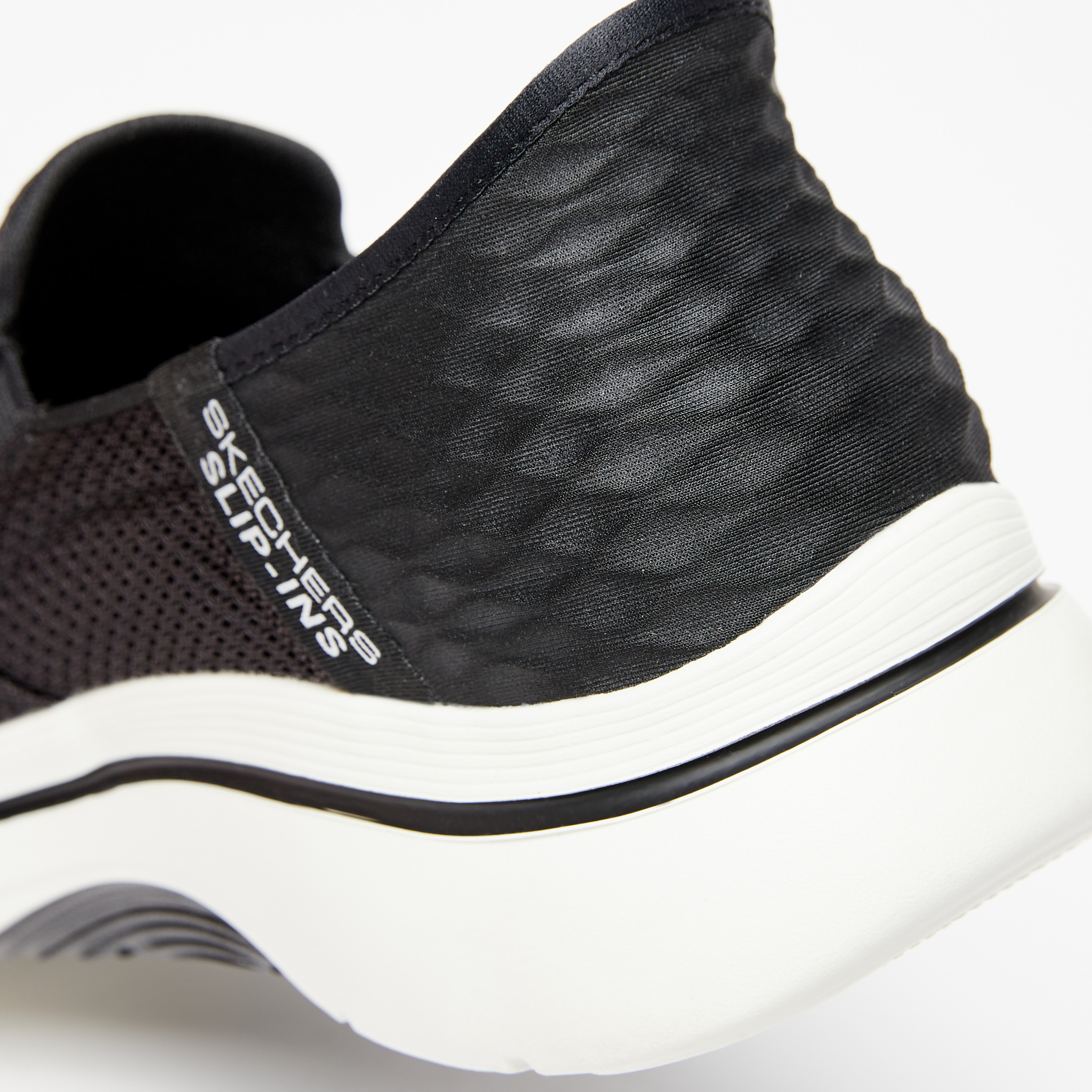 سكيتشرز حذاء جو ووك ارتش فيت 2.0 للرجال 216600-BLK | OE-sports-men-shoes-image-24