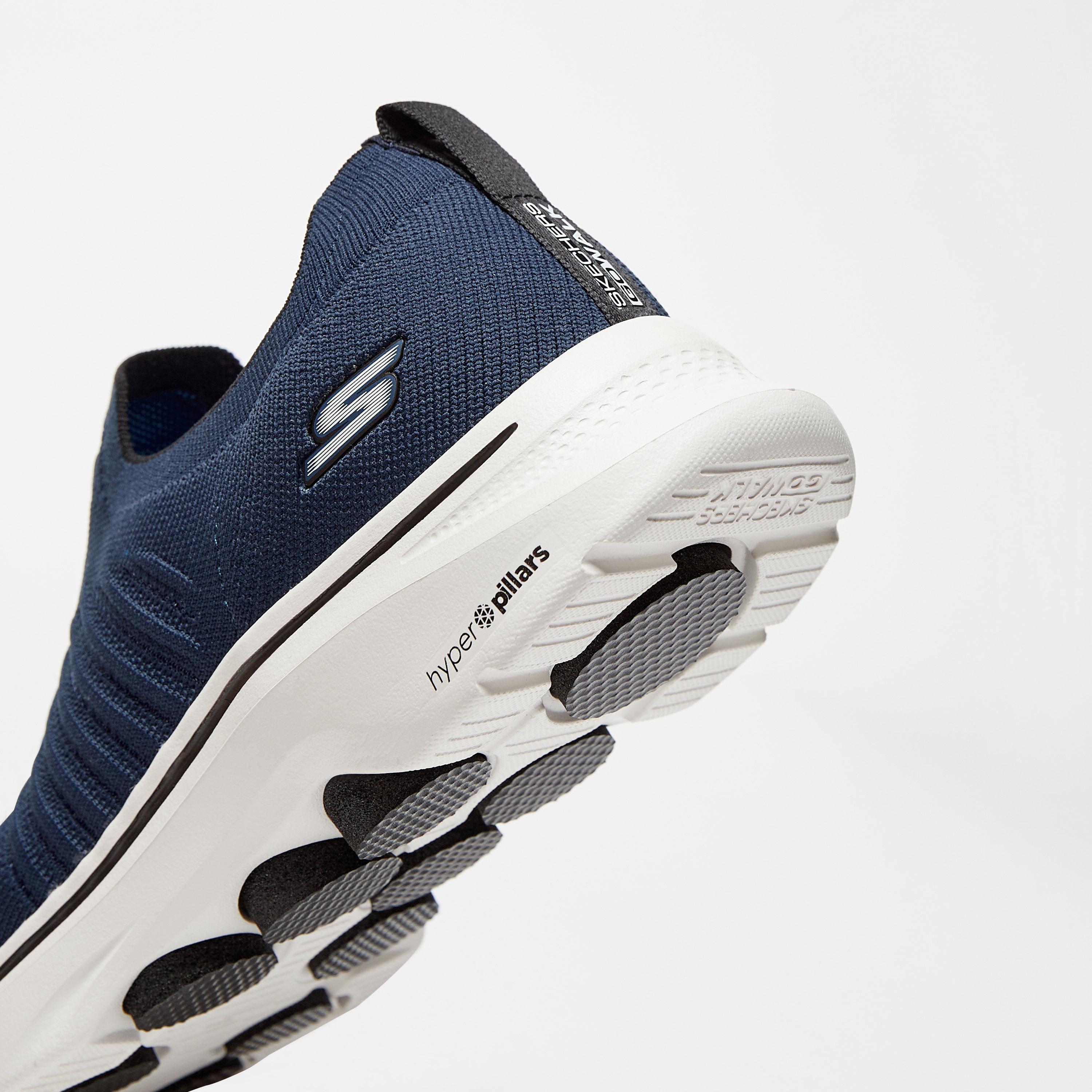 حذاء سكيتشرز ذو جو ووك 7 سليب إنس للرجال 216634 | OE-sports-men-shoes-image-12