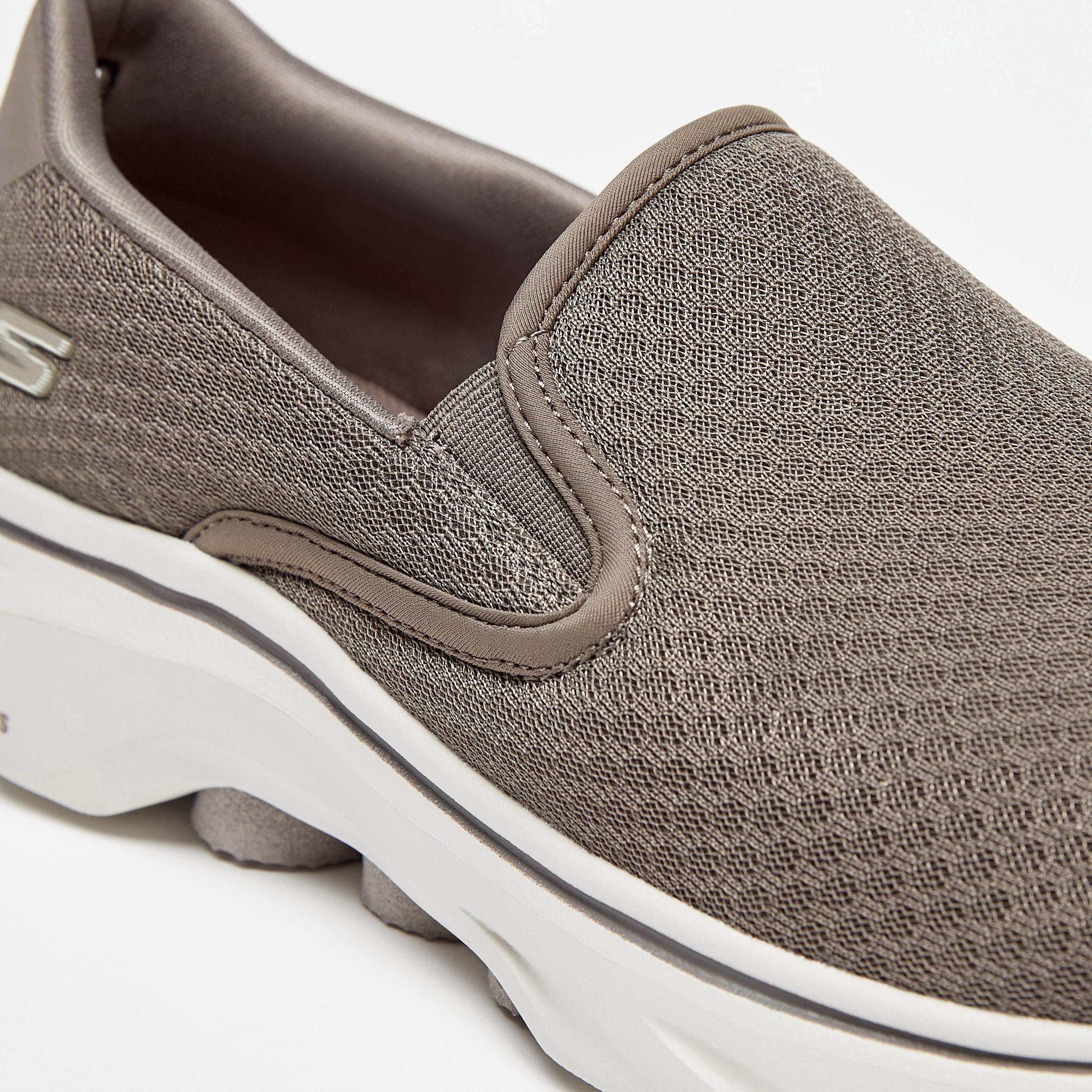 سكيتشرز جو ووك 7 أحذية للمشي ميموري فوم للرجال 216646 | OE-sports-men-shoes-image-39