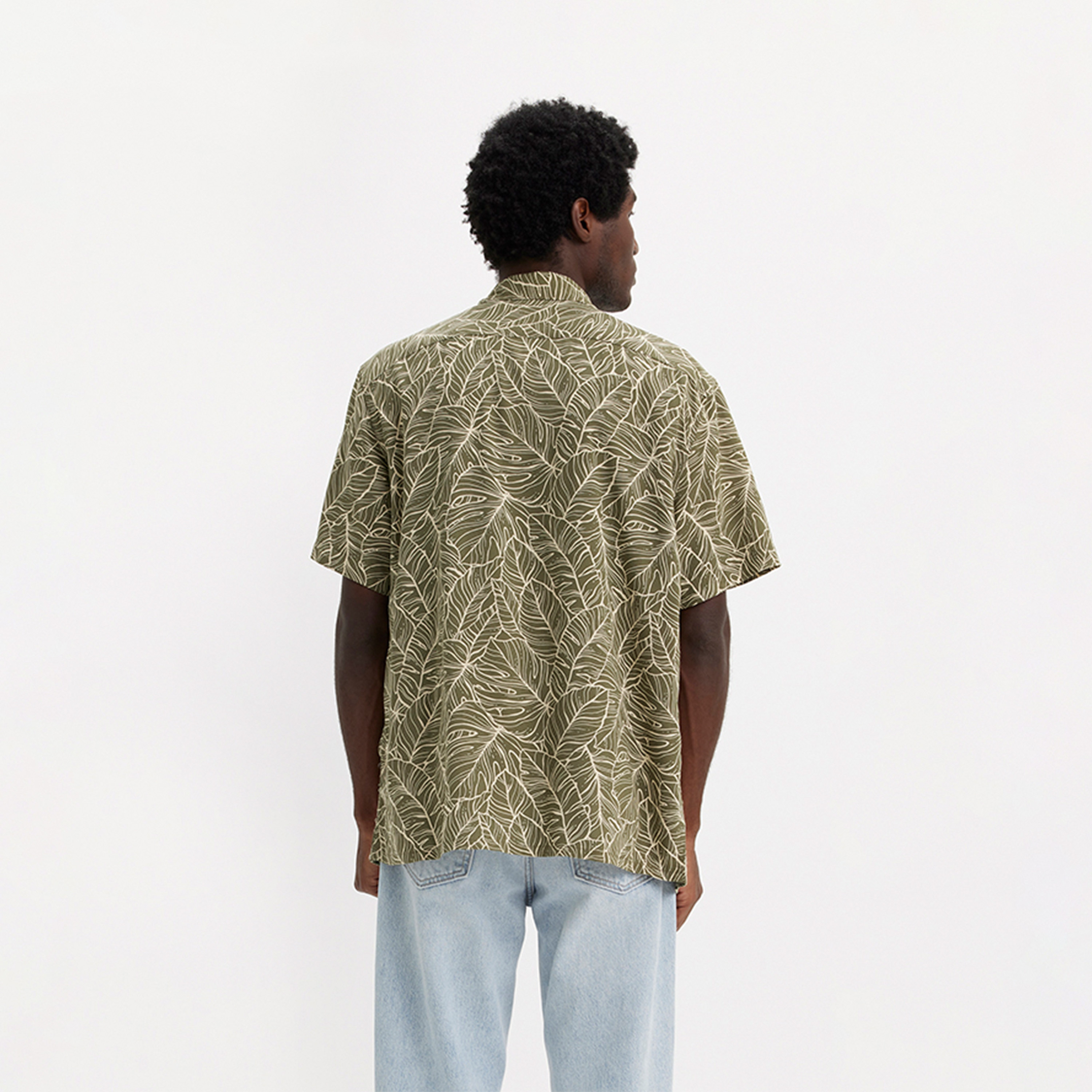Levi's Men's Relaxed Fit Printed Collared Short Sleeves Dress Shirt-men-clothing-shirts-image-3
