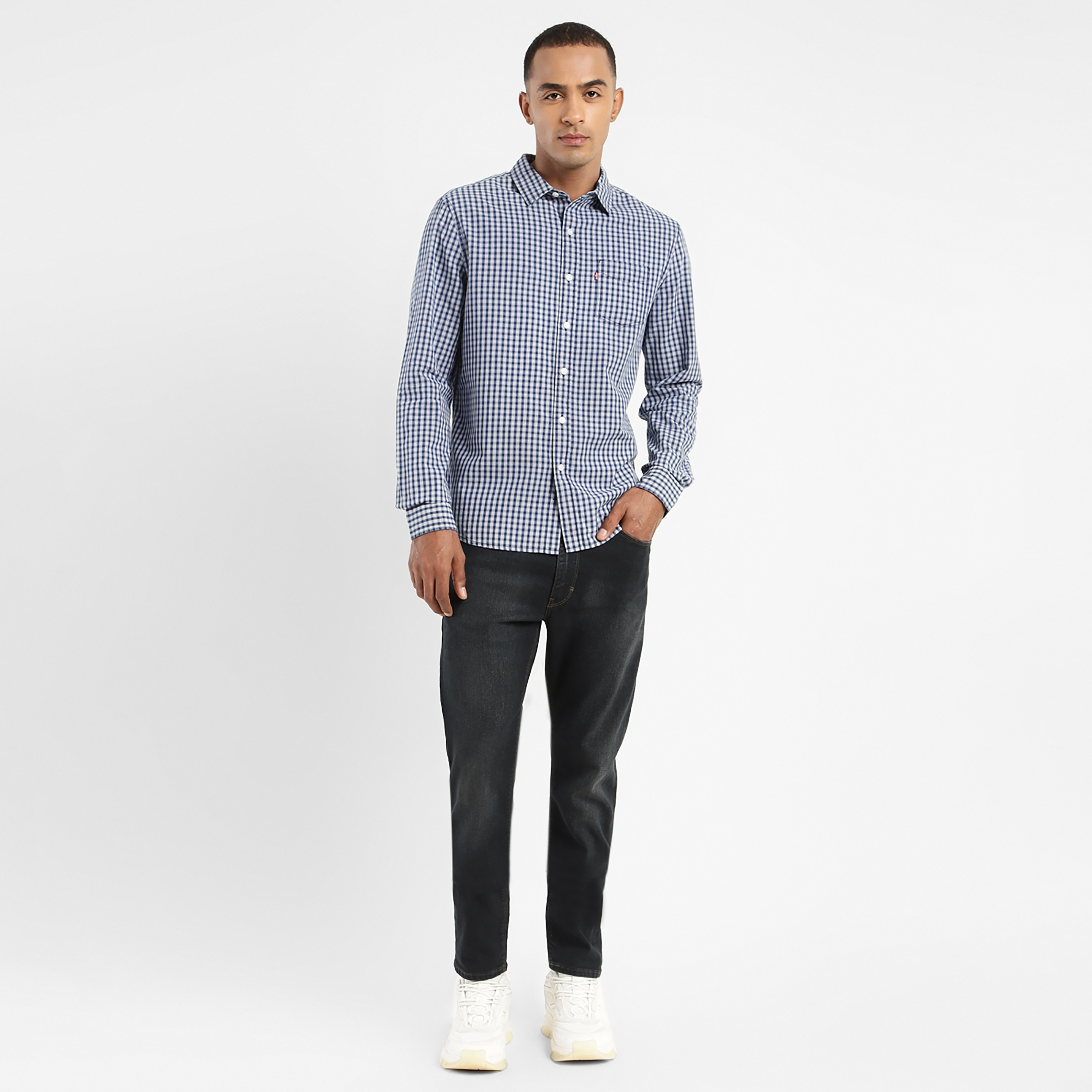 قميص كاجوال بأكمام طويلة ذو ياقة مربعات من ليفايز-men-clothing-shirts-image-2
