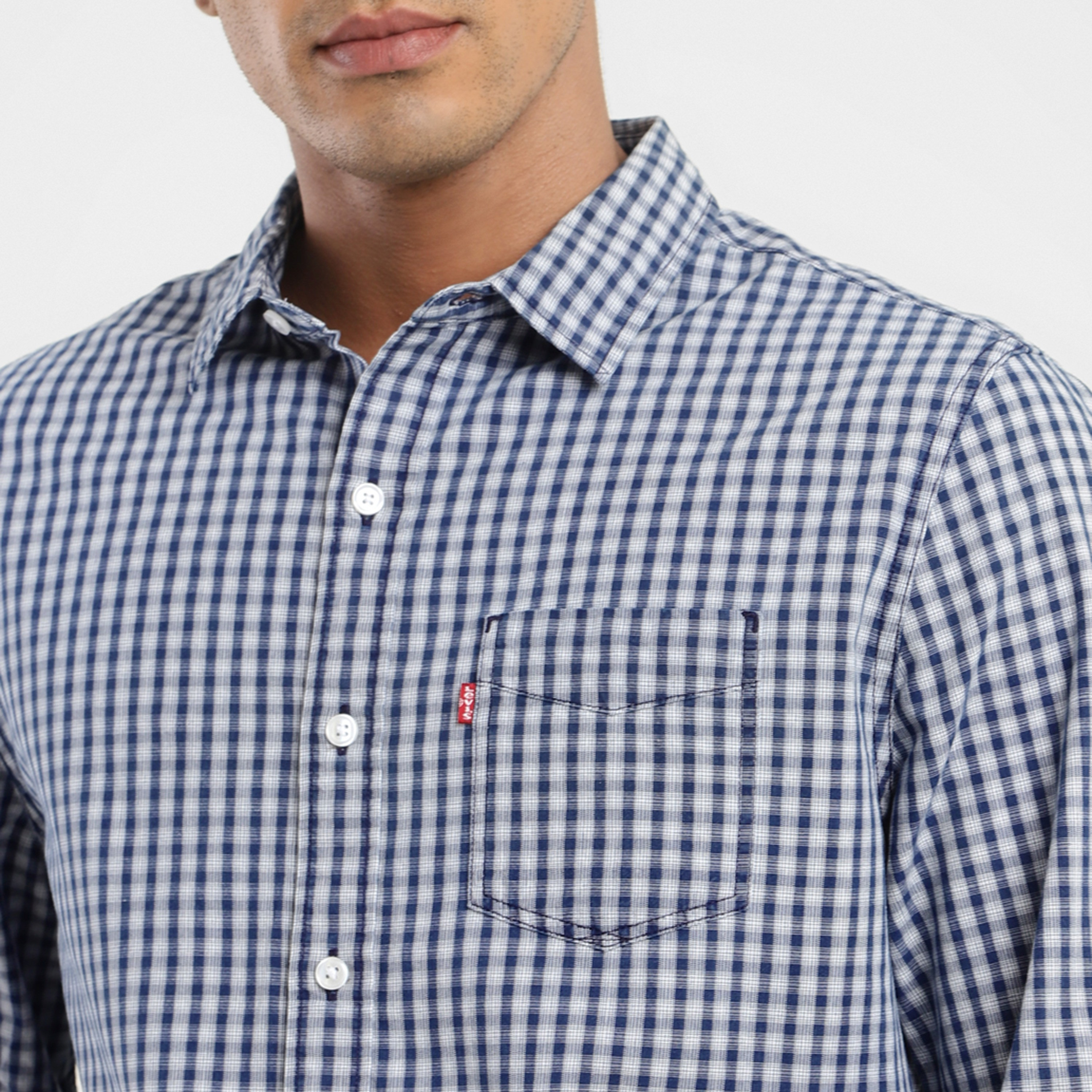 قميص كاجوال بأكمام طويلة ذو ياقة مربعات من ليفايز-men-clothing-shirts-image-3