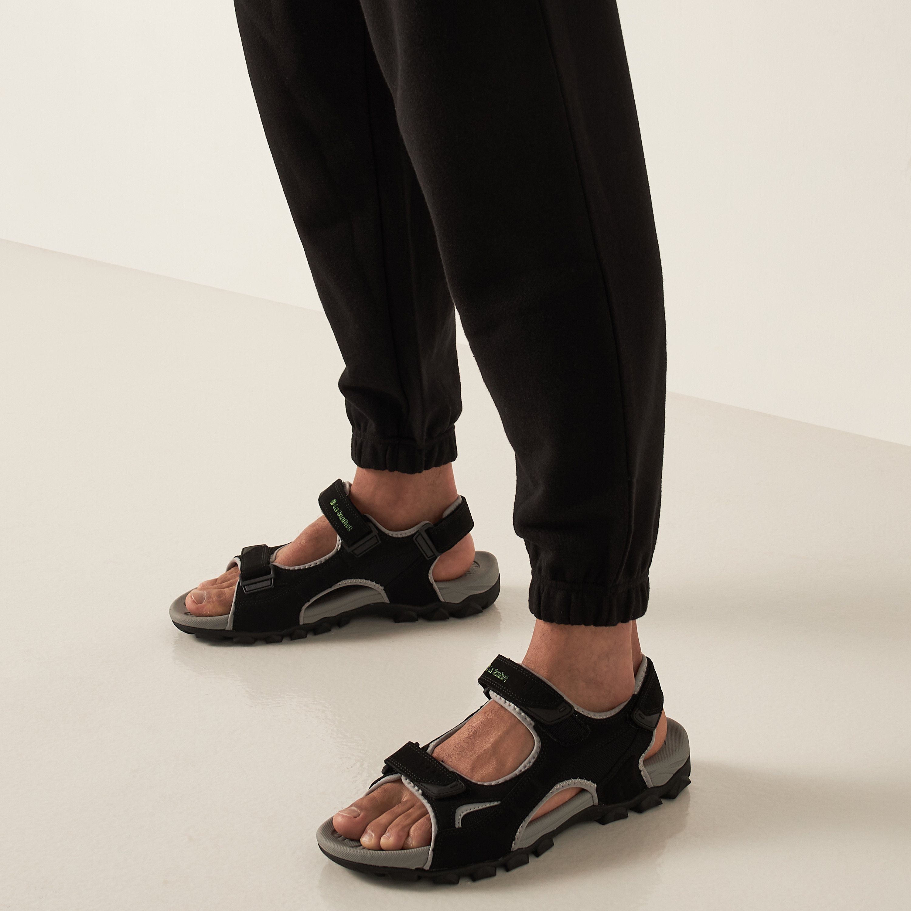 Floaters sandals cheap online shopping