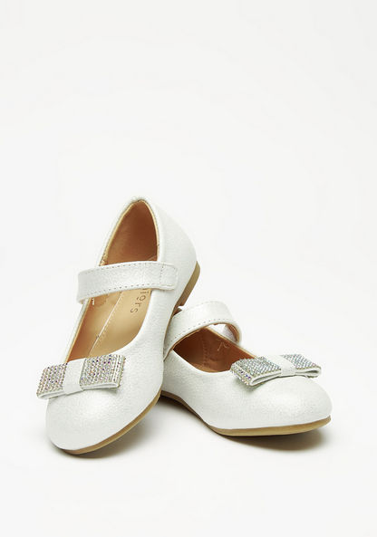 Juniors Bow Accented Mary Jane Shoes with Hook and Loop Closure