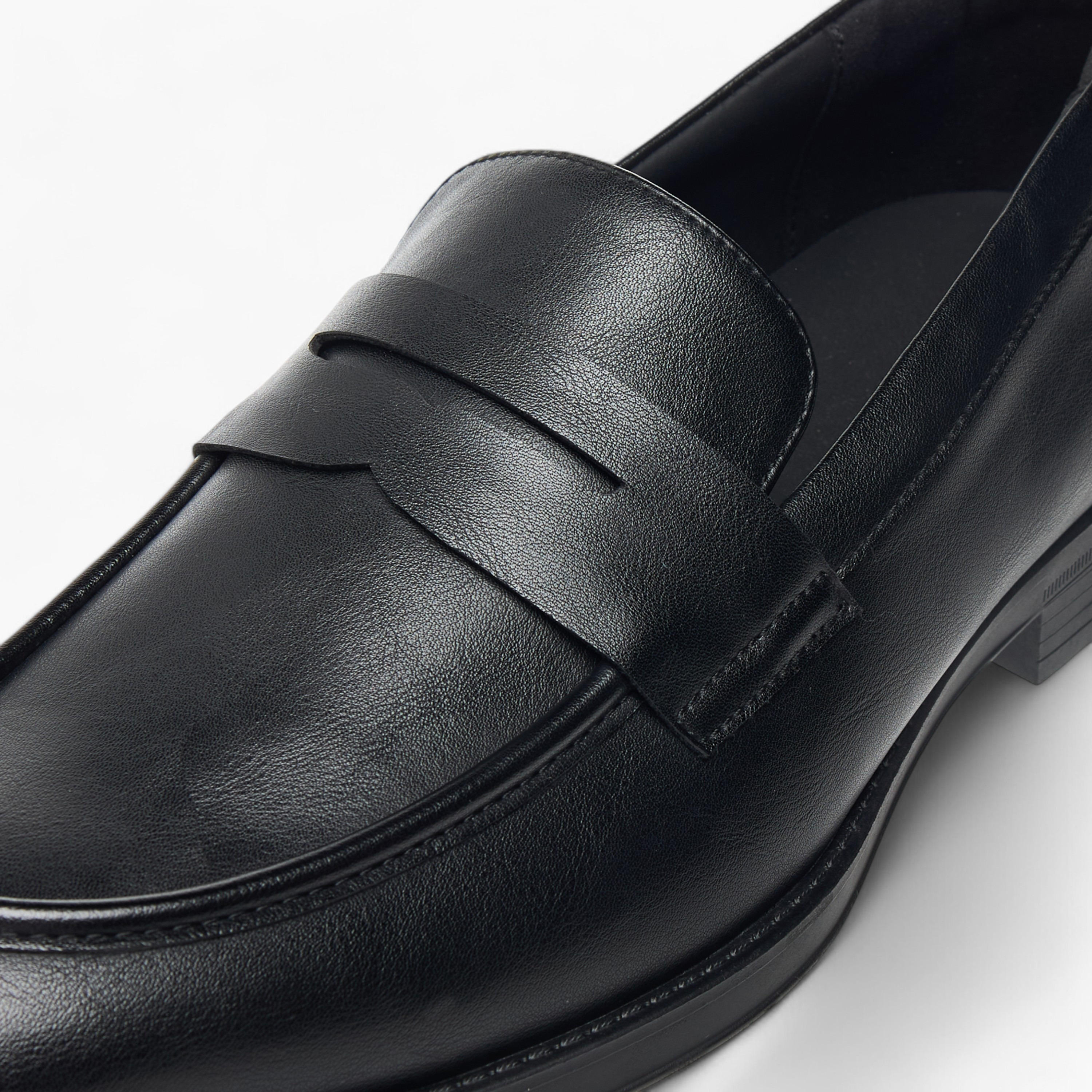 LBL by Shoexpress Solid Loafers with Cutout Detail-men-shoes-formalshoes-image-4