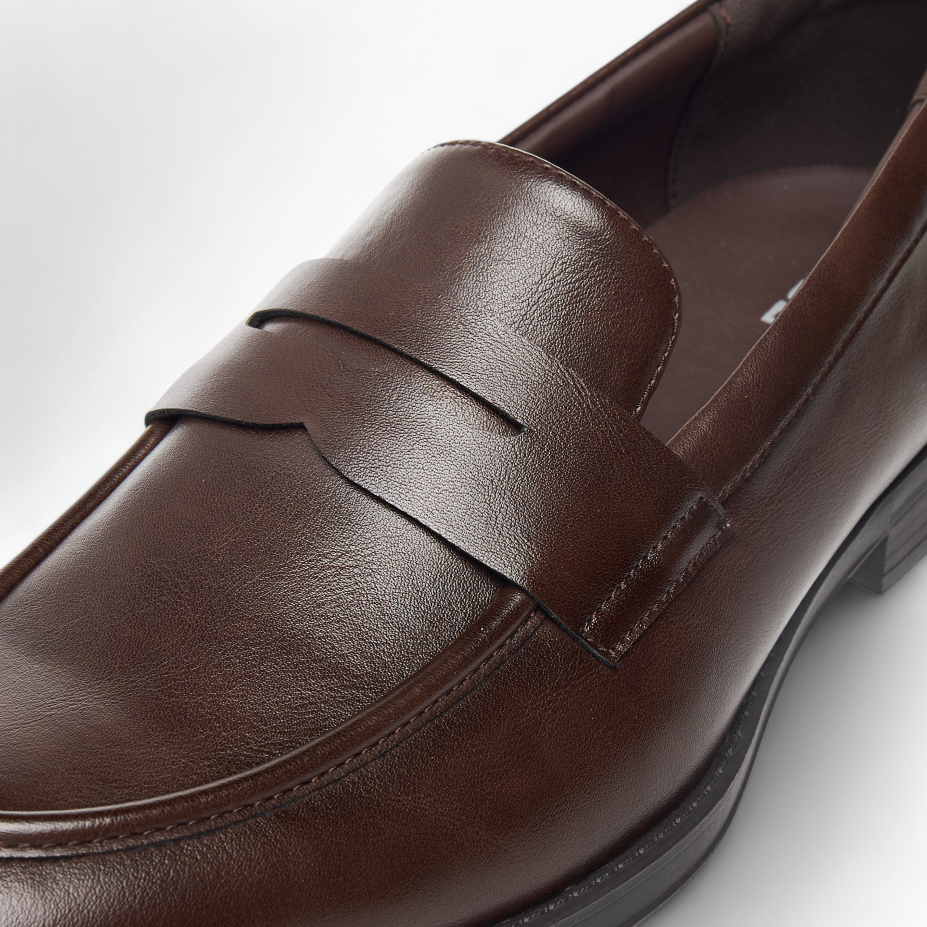 LBL by Shoexpress Solid Loafers with Cutout Detail-men-shoes-formalshoes-image-4