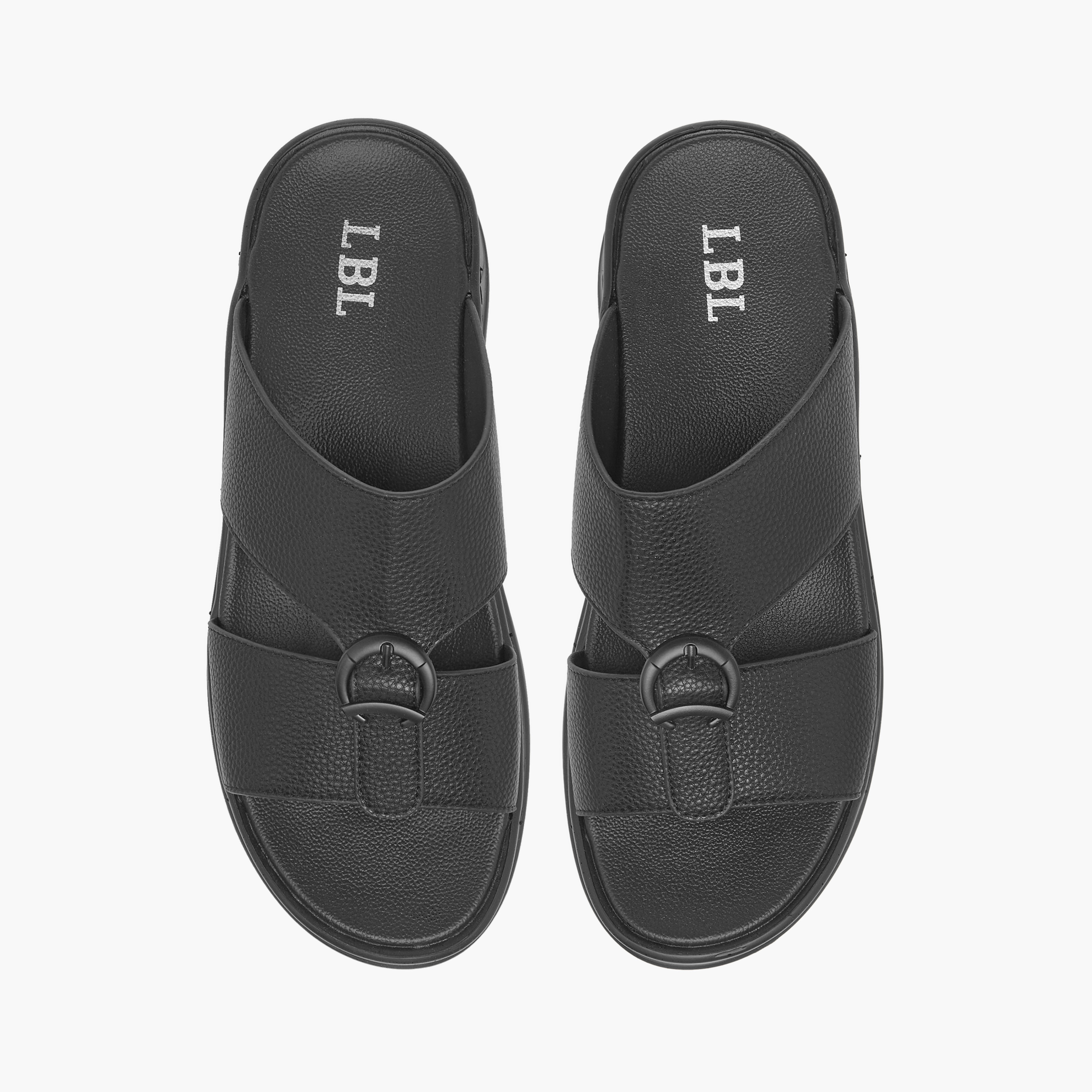 صندل عربي مريح سهل الارتداء بارز الملمس بزينة معدن من إل بي إل من شو إكسبريس-men-shoes-sandals-image-1