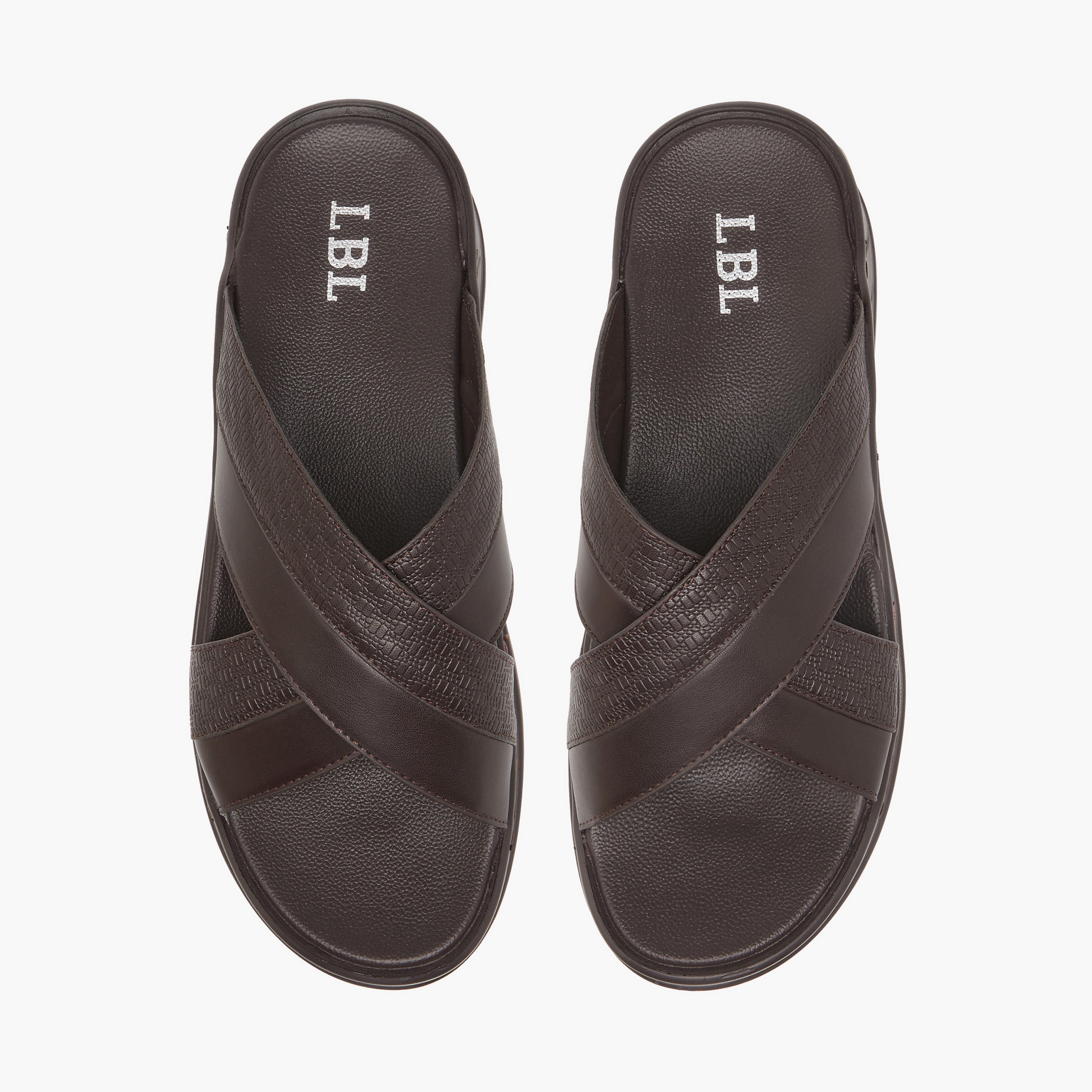 صندل عربي مريح سهل الارتداء بارز الملمس بحزام متقاطع من إل بي إل من شو إكسبريس-men-shoes-sandals-image-1