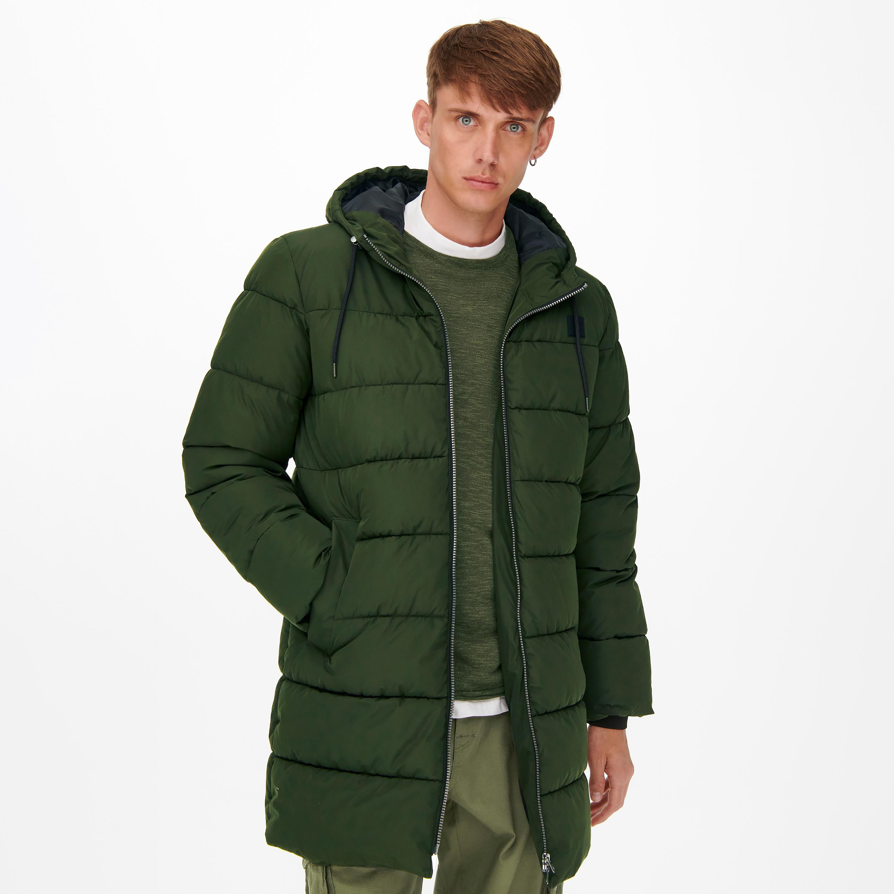 معطف اونلي آند سونز مع منفوخ ذو مبطن بغطاء للرأس-men-clothing-jacketsandblazers-jackets-image-7