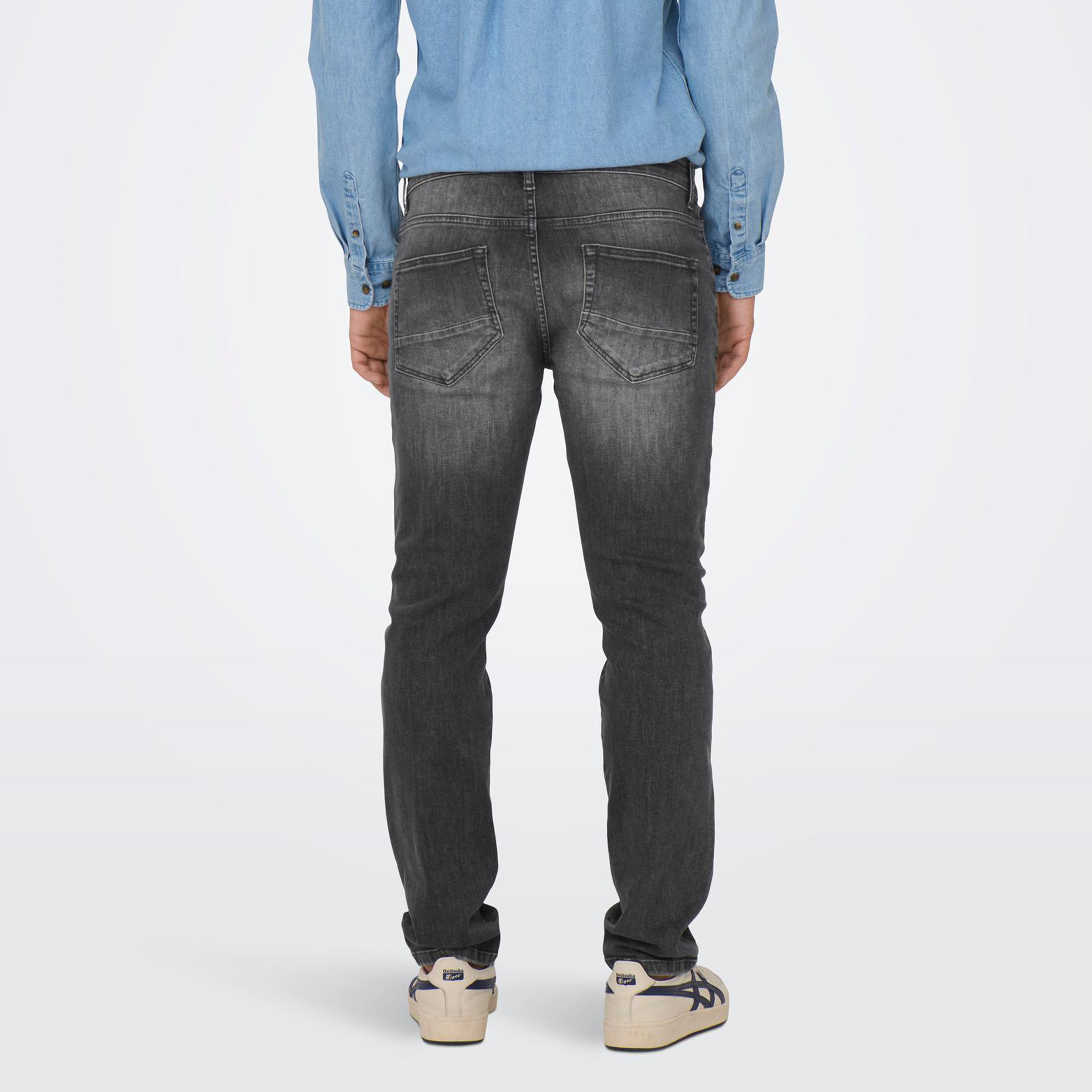 بنطال جينز من اونلي آند سونز بلون رمادي ذو سلیم فت وجيب بمتوسط الارتفاع-men-clothing-bottoms-jeans-image-2
