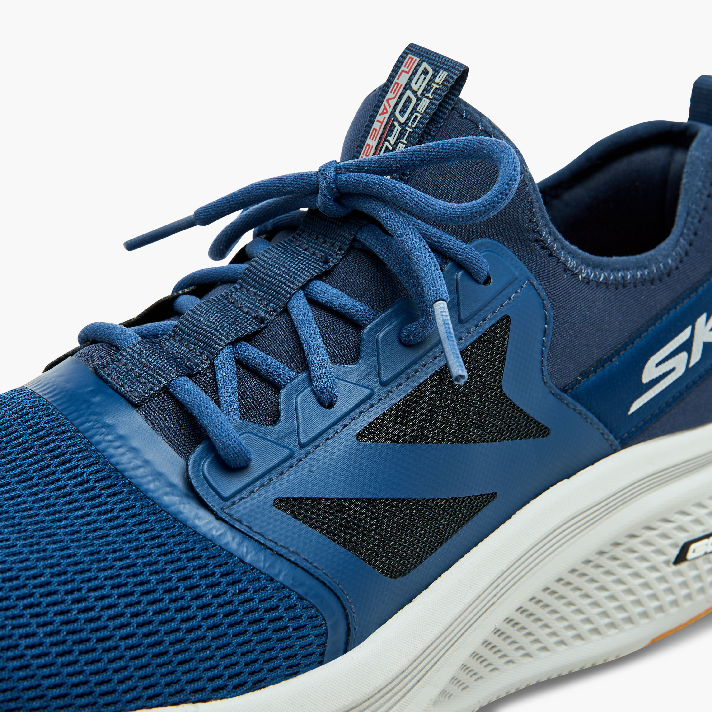 سكيتشرز - حذاء رياضي للركض قو رن اليفيت 2.0 برباط  - للرجال  220850 | OE-sports-men-shoes-image-4