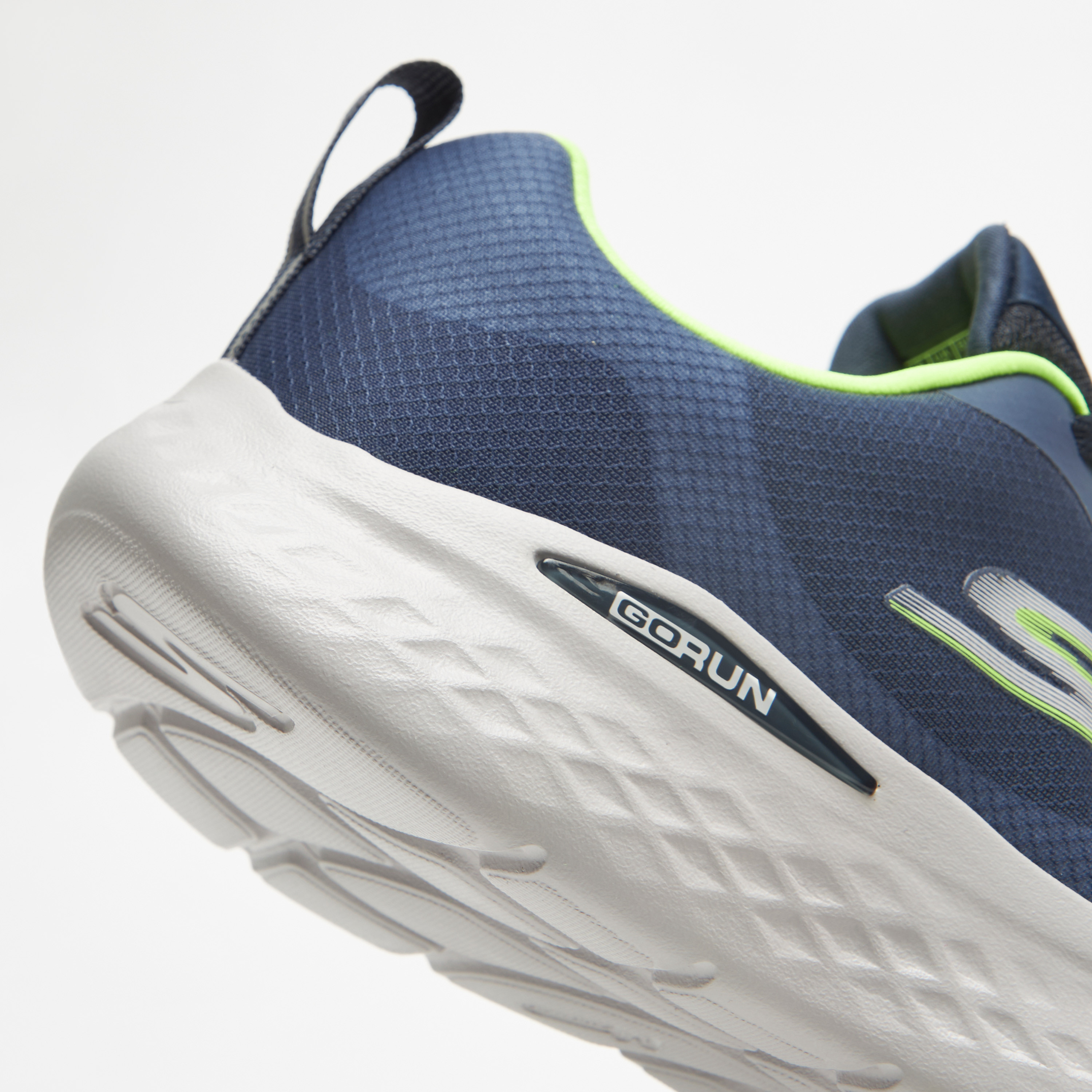حذاء غوغا مات بتبريد الهواء من سكيتشرز جو رن لايت للرجال | 220896-sports-men-shoes-image-29