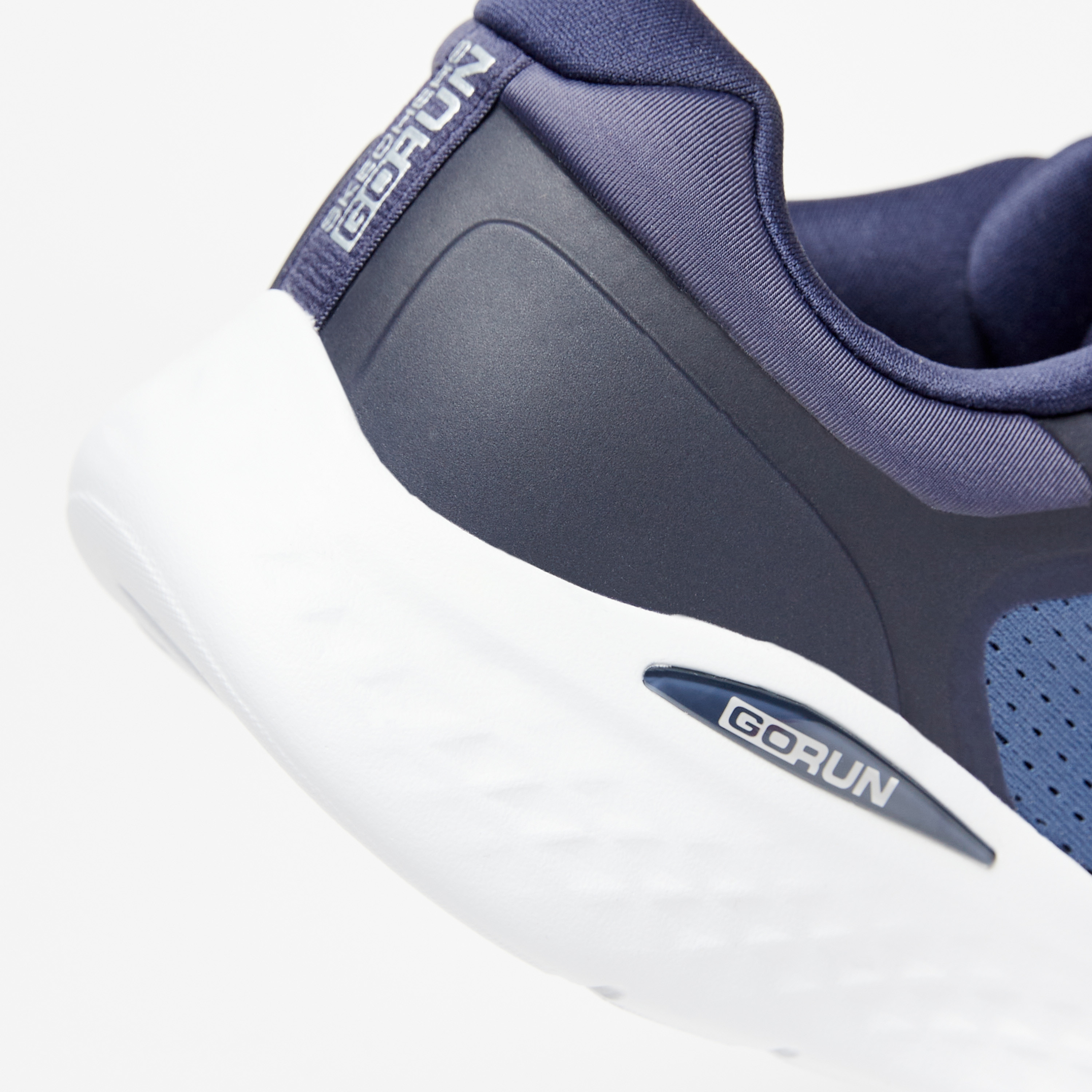 سكيتشرز حذاء الجري جو رن لايت اير كولد جوجا مات للرجال 220898-GYBK | OE-sports-men-shoes-image-16