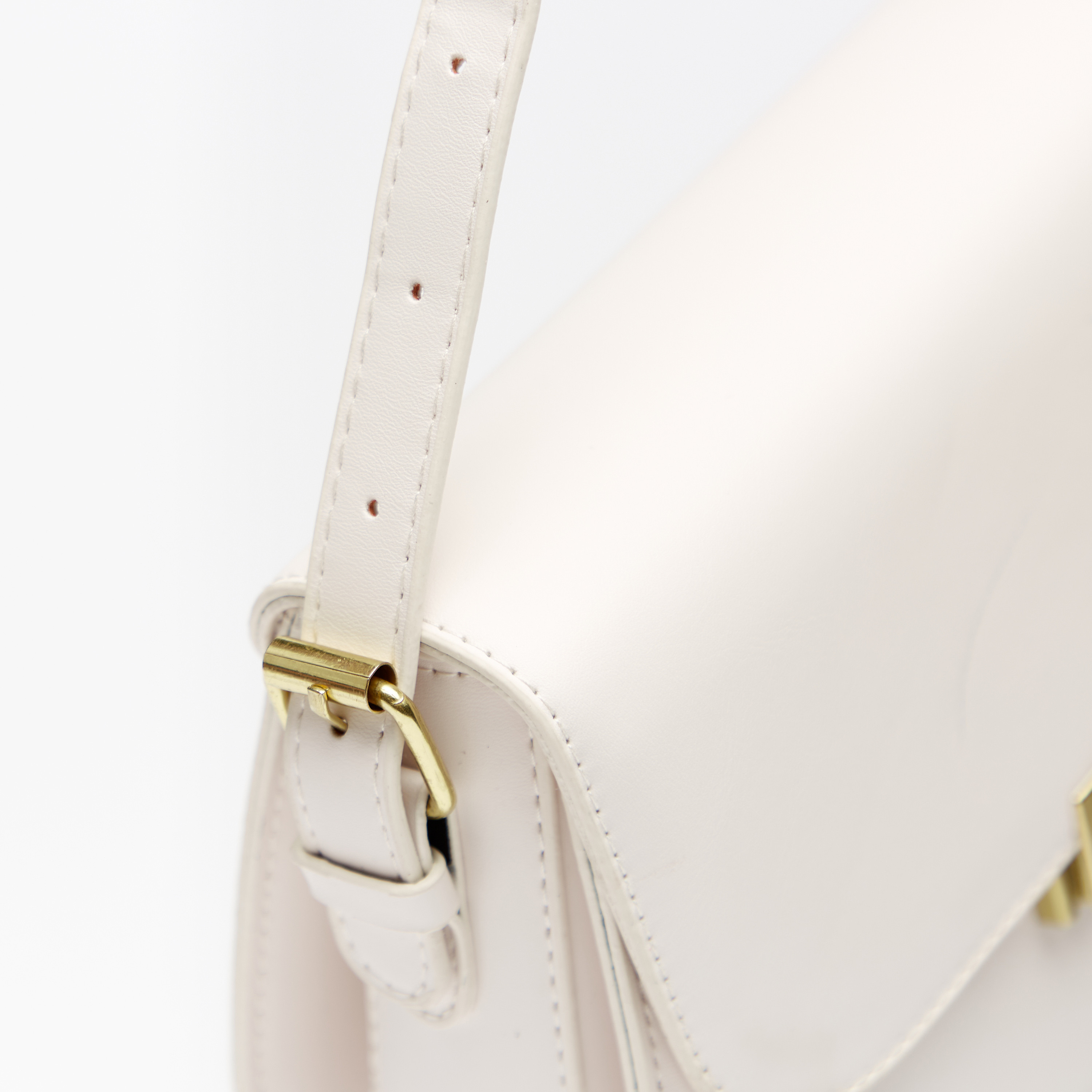 شنطة كروس بودي سادة بطية إغلاق-women-bagsandwallets-handbags-image-3