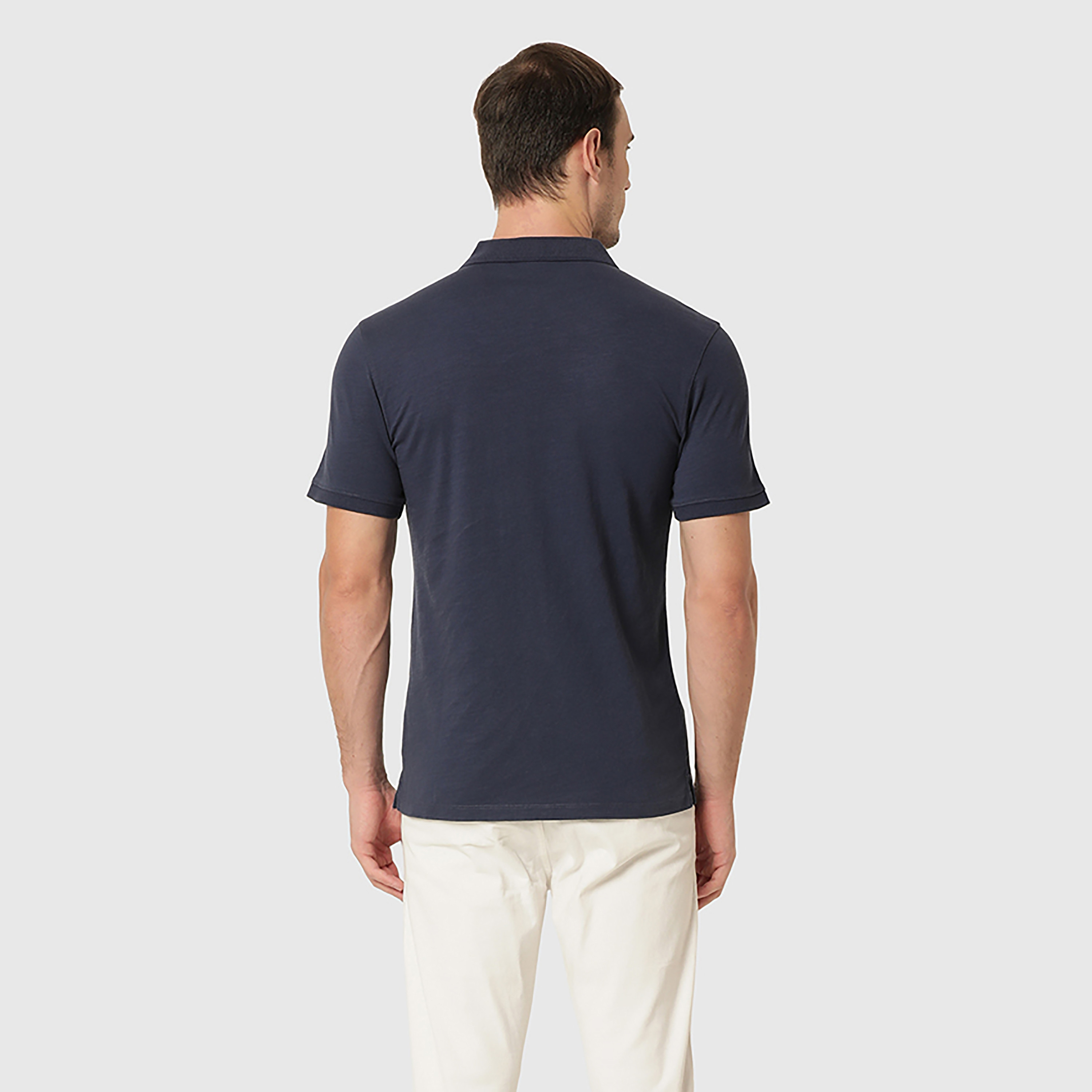 تي شيرت بولو رجالي بأكمام قصيرة وياقة قميص سادة من ليفايس-men-clothing-tshirtsandpolos-tshirts-image-3