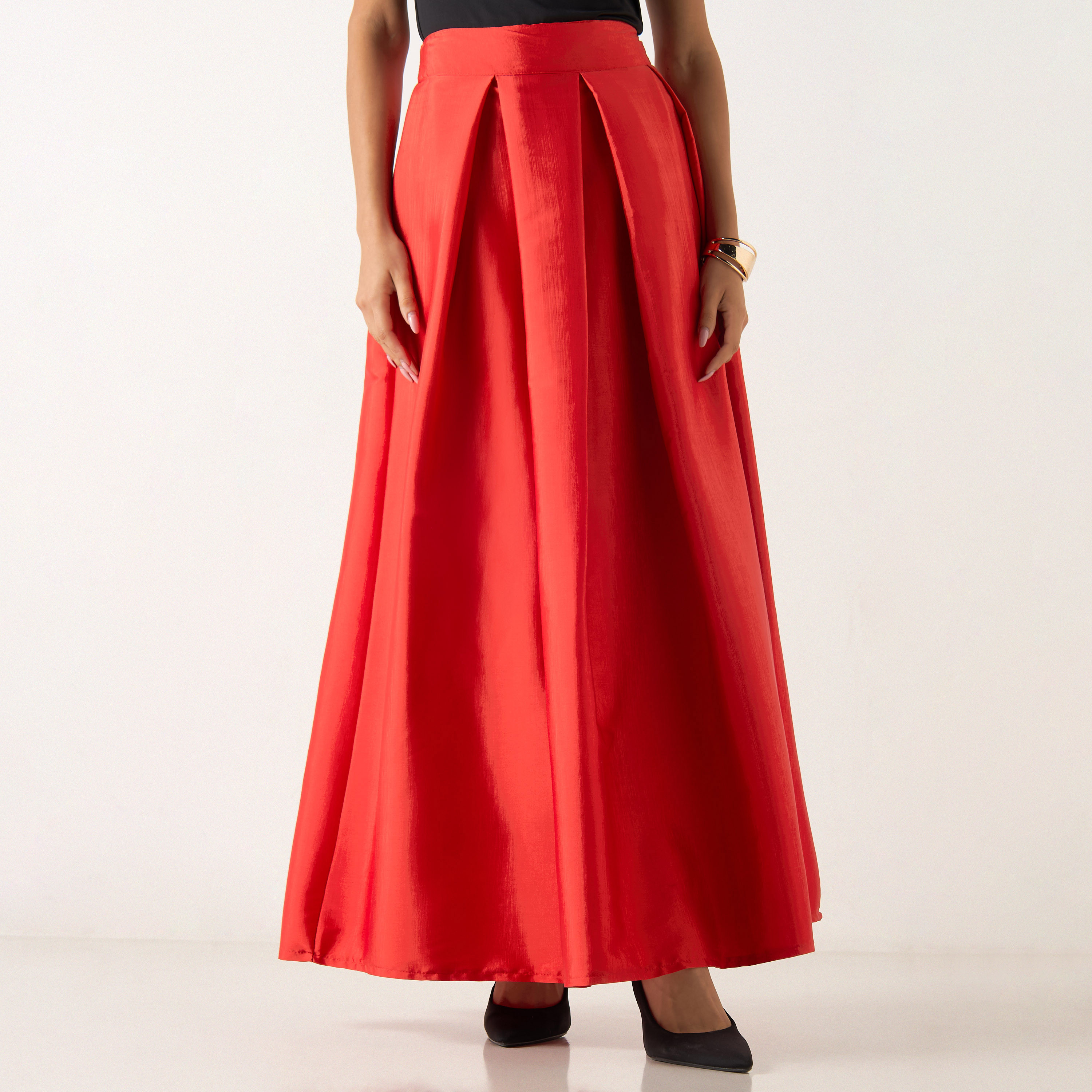 Golden Apple Solid Maxi Skirt with Pleated Detail-women-clothing-bottoms-skirts-image-1