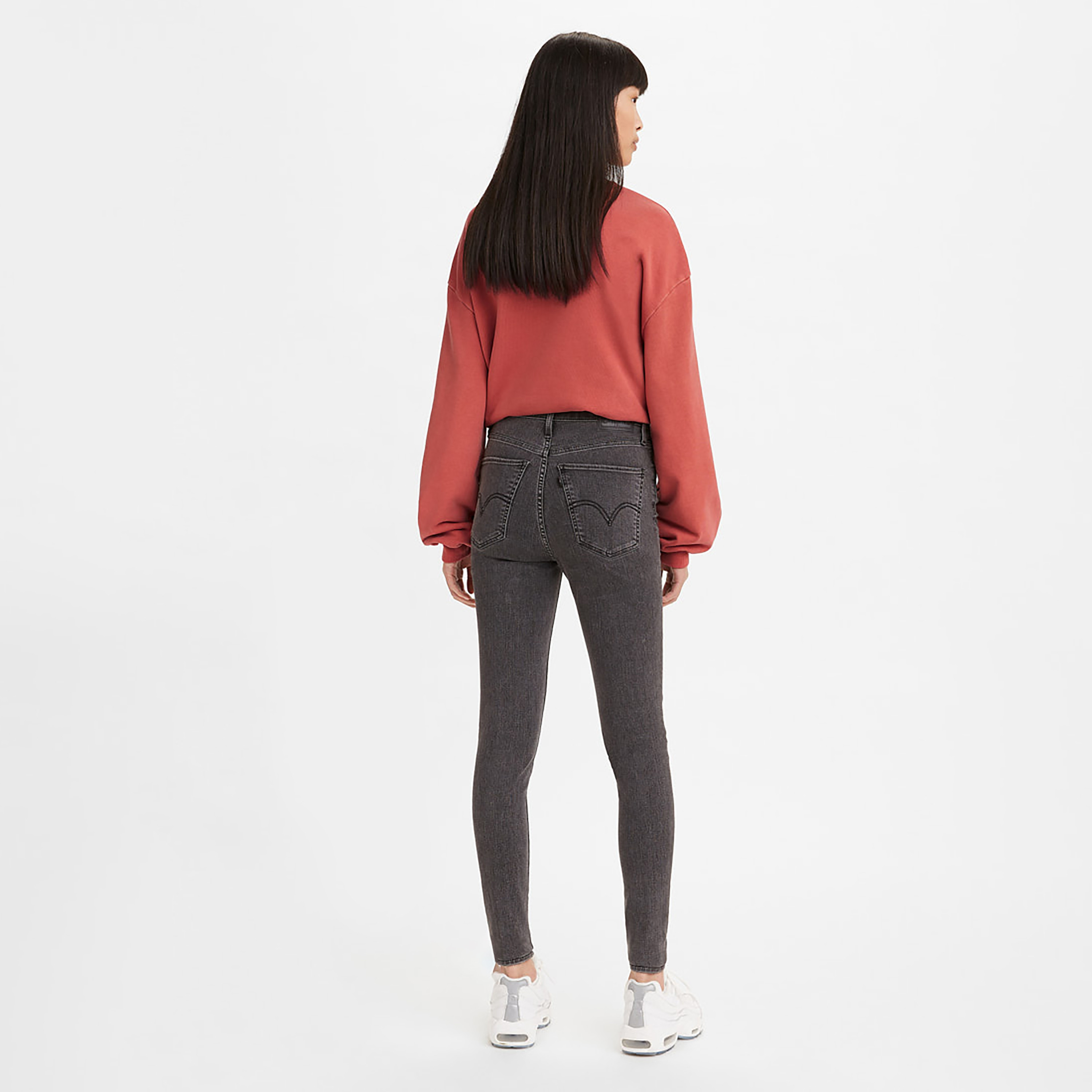 بنطلون جينز نسائي من Levi's سكيني فيت باللون الرمادي 5 جيوب-women-clothing-bottoms-jeans-image-4