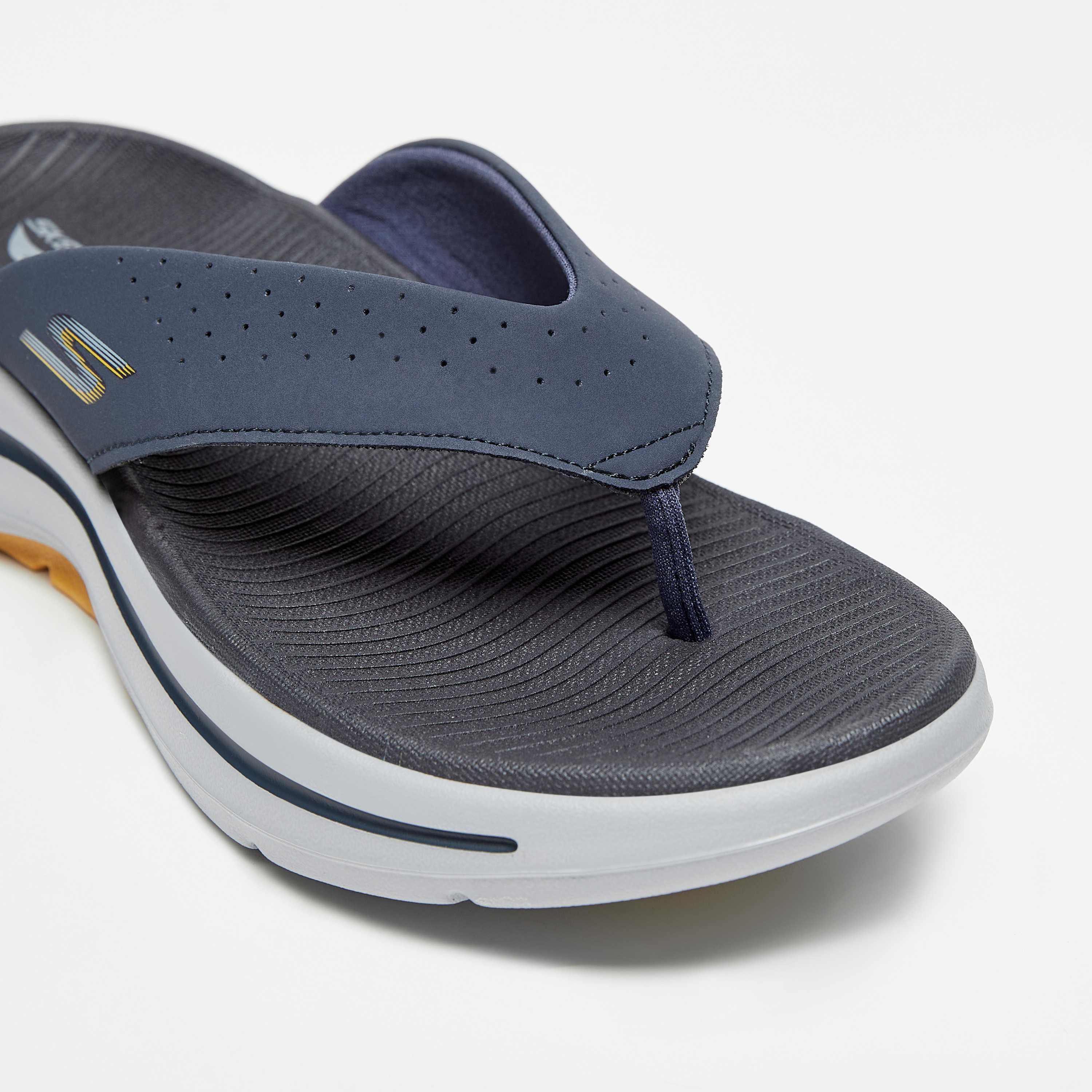 سكيتشرز صندل جو ووك ارتش فيت للرجال 229063-BBK | OE-men-shoes-flipflopsandslides-image-23