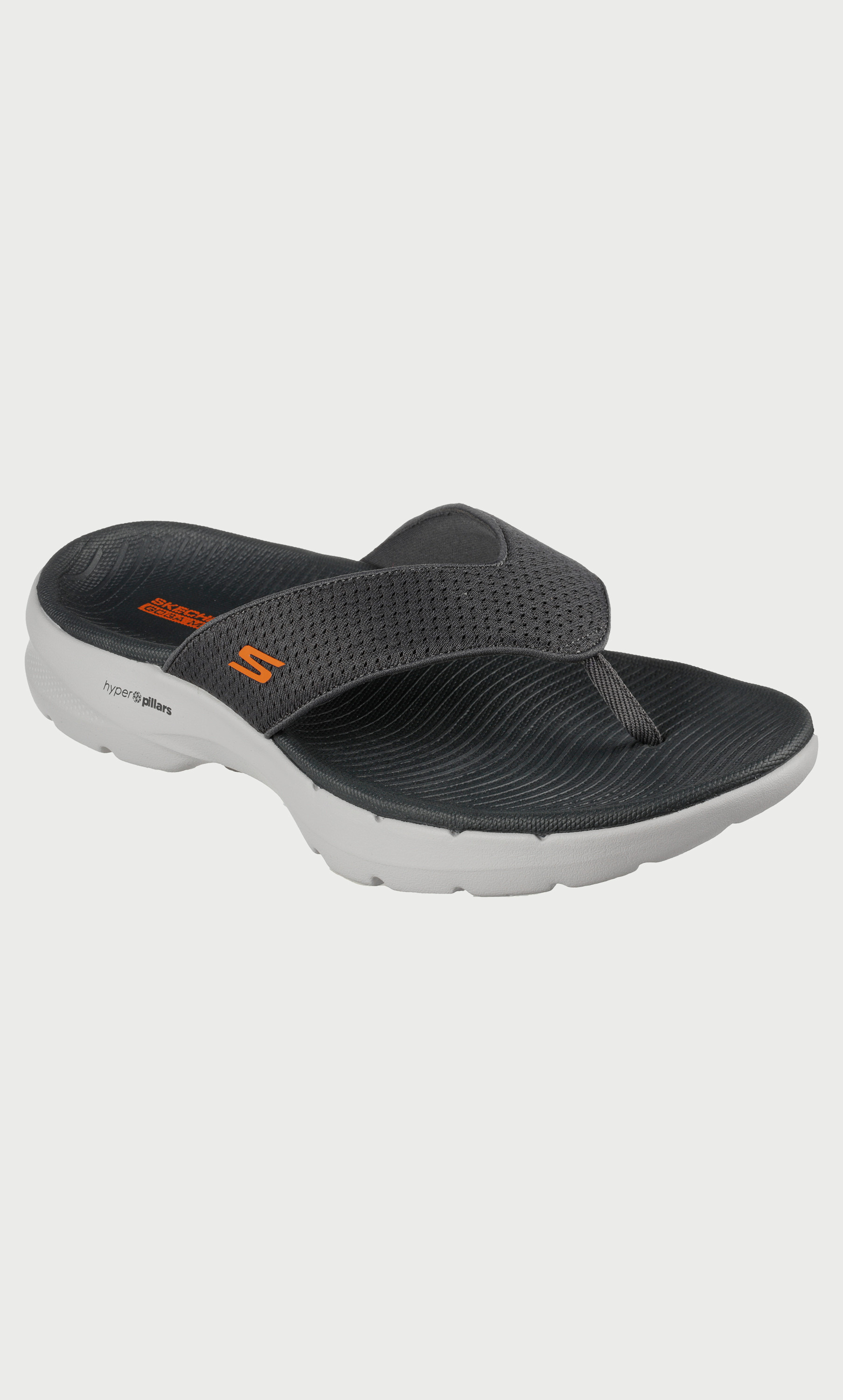 Skechers on the hotsell go essence flip flop