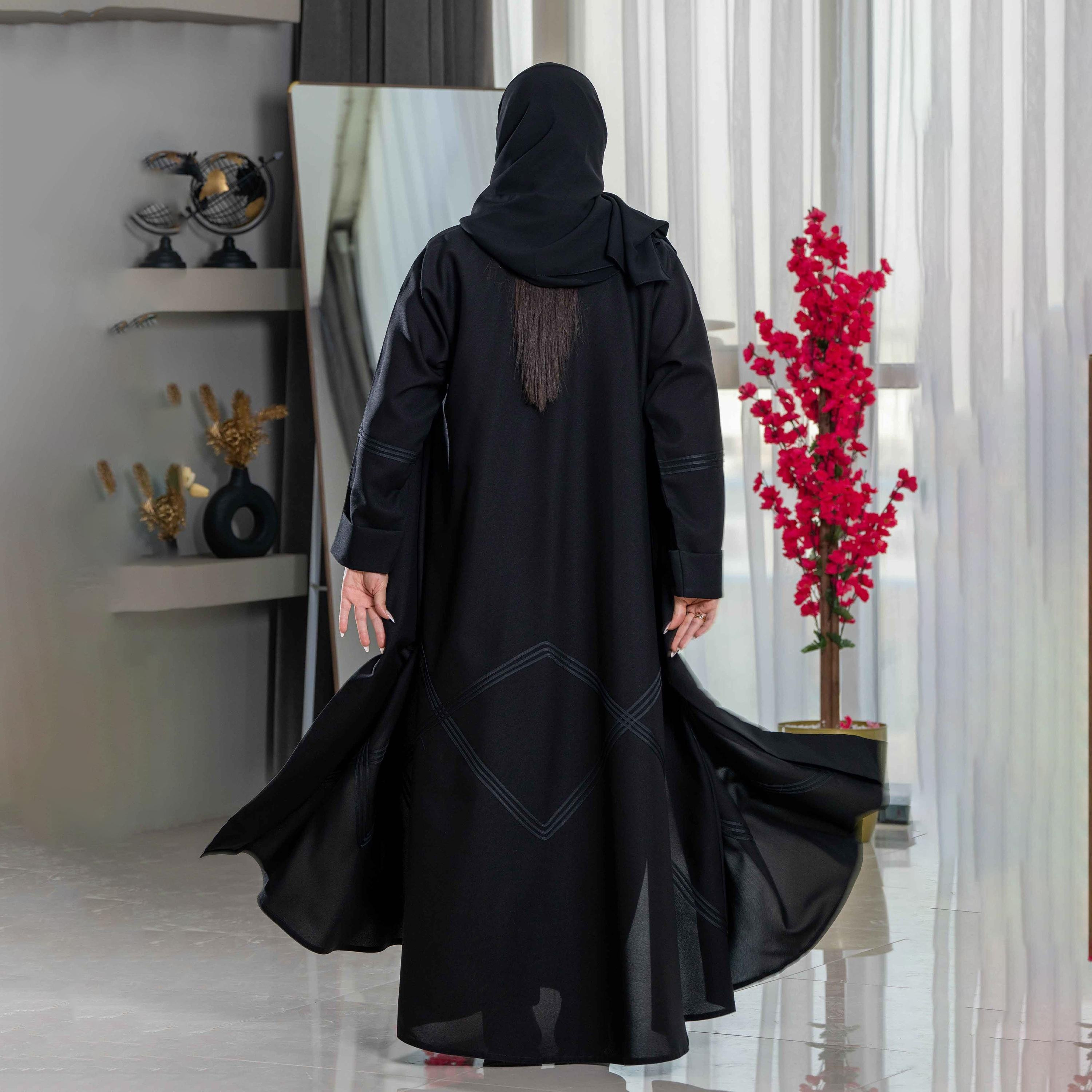 عباية نسائية سادة سوداء كلوش بياقة مطوية مع طرحة من زاهيه-women-arabicclothing-abayas-image-4