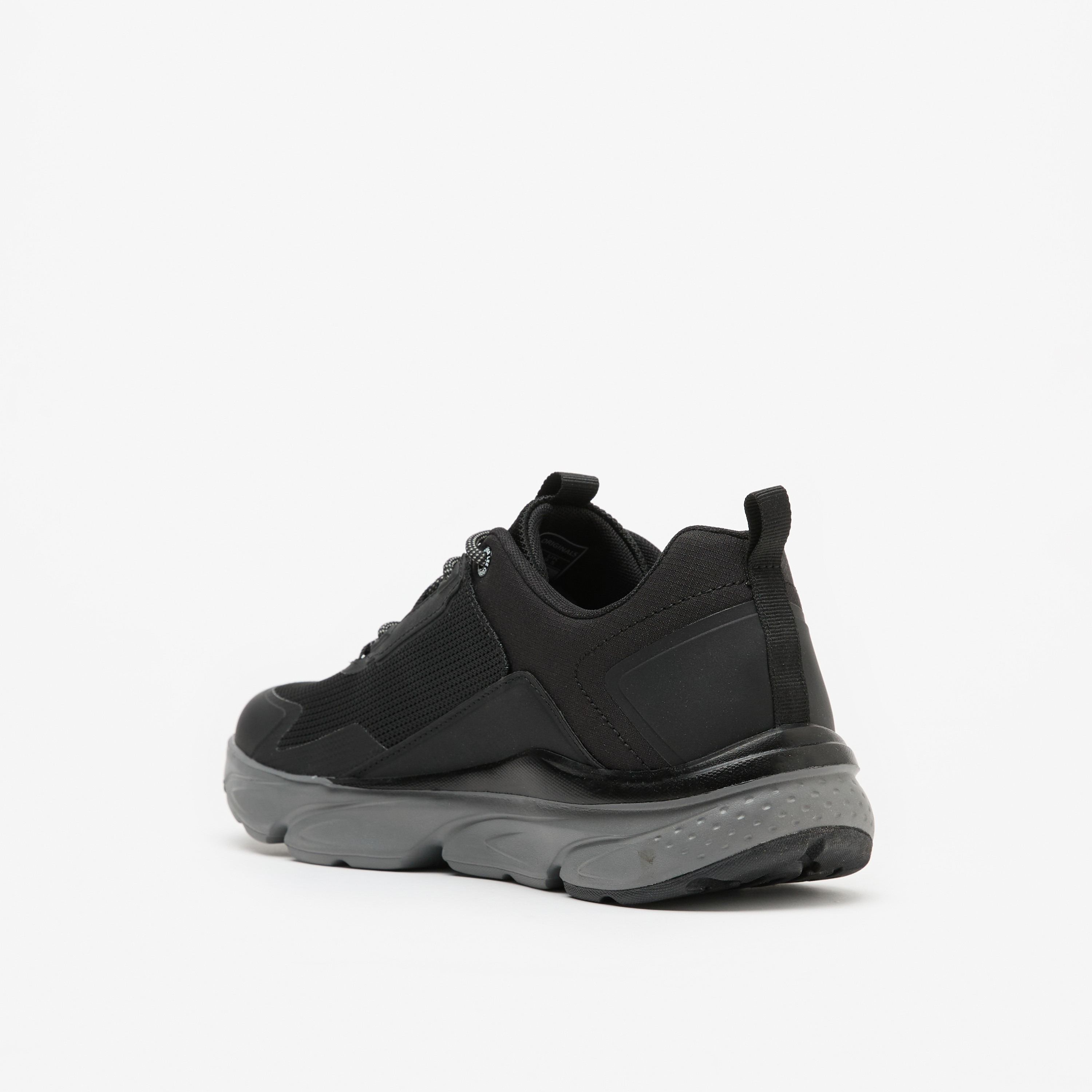 حذاء سنيكرز بارز الملمس برباط إغلاق وكاحل منخفض للرجال من لي كوبر-men-shoes-sneakers-image-2