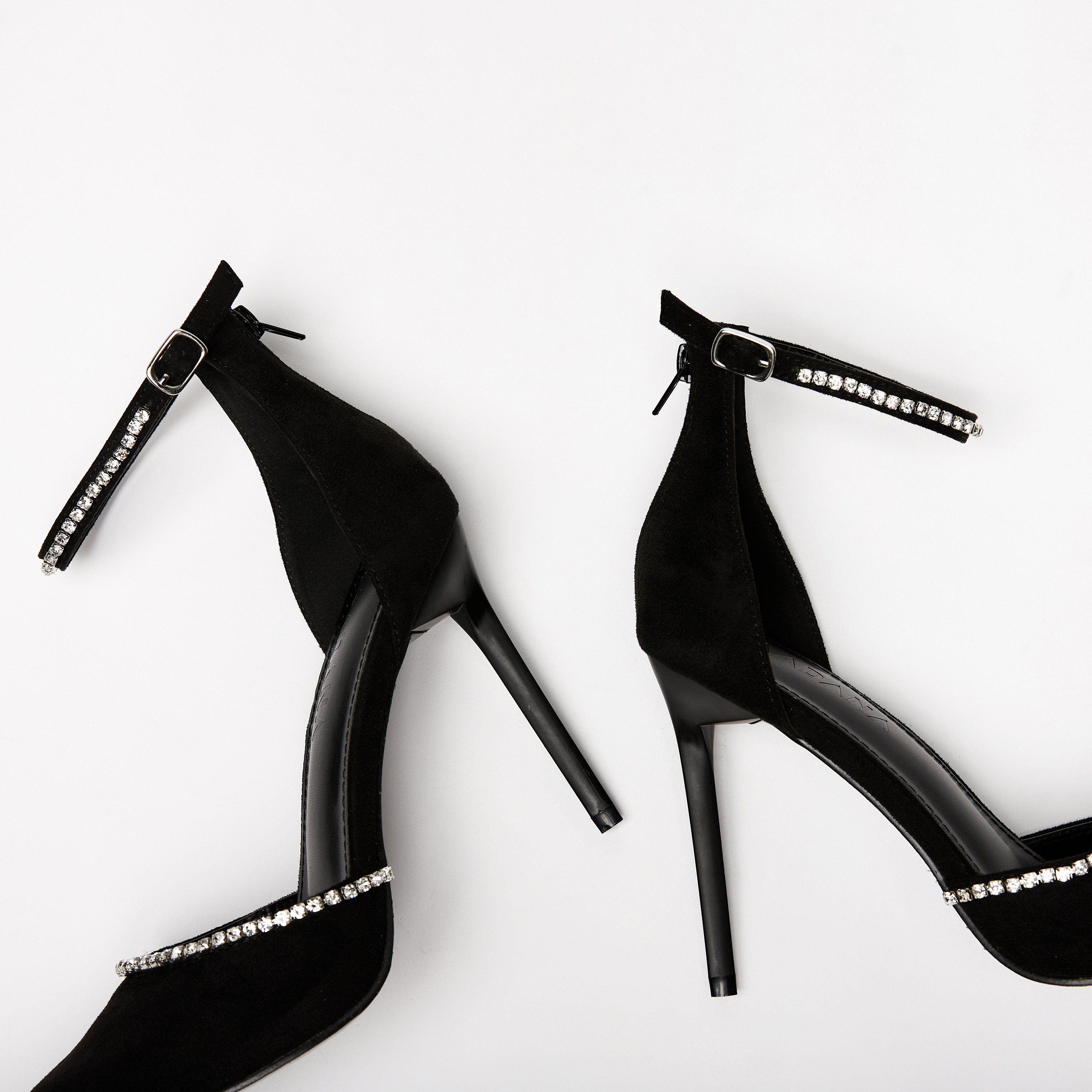 حذاء مدبب مزين بحزام حول الكاحل وكعب ستيليتو من هادانا-women-shoes-heels-image-4