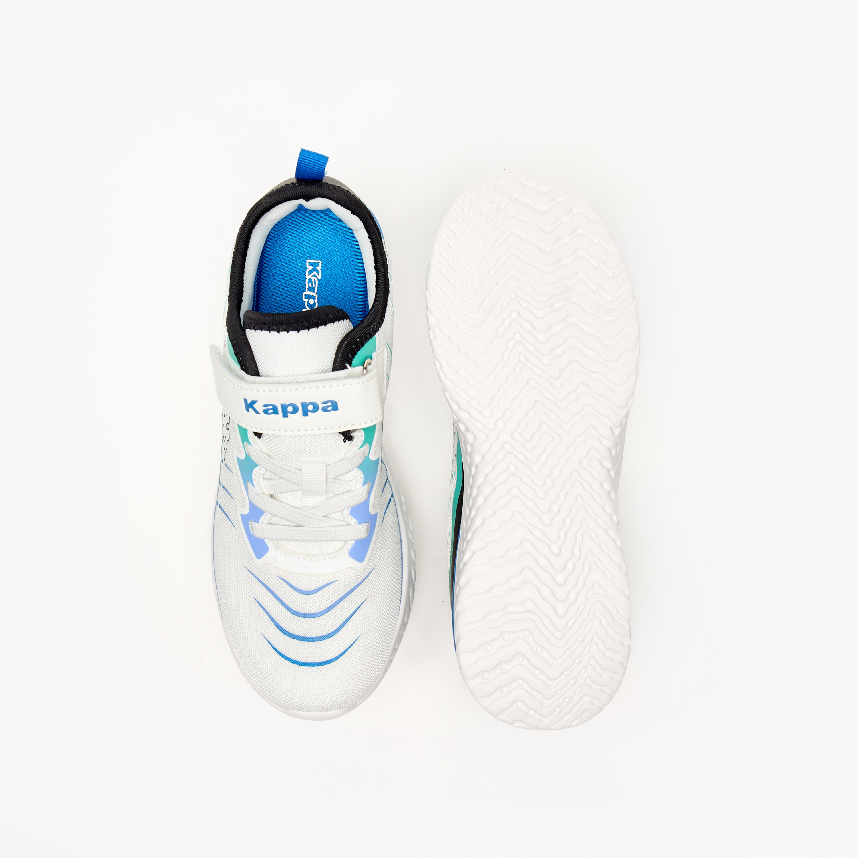 حذاء رياضي بشريط إغلاق لاصق وتفاصيل شعار للأولاد من كابا-sports-boys-shoes-image-14