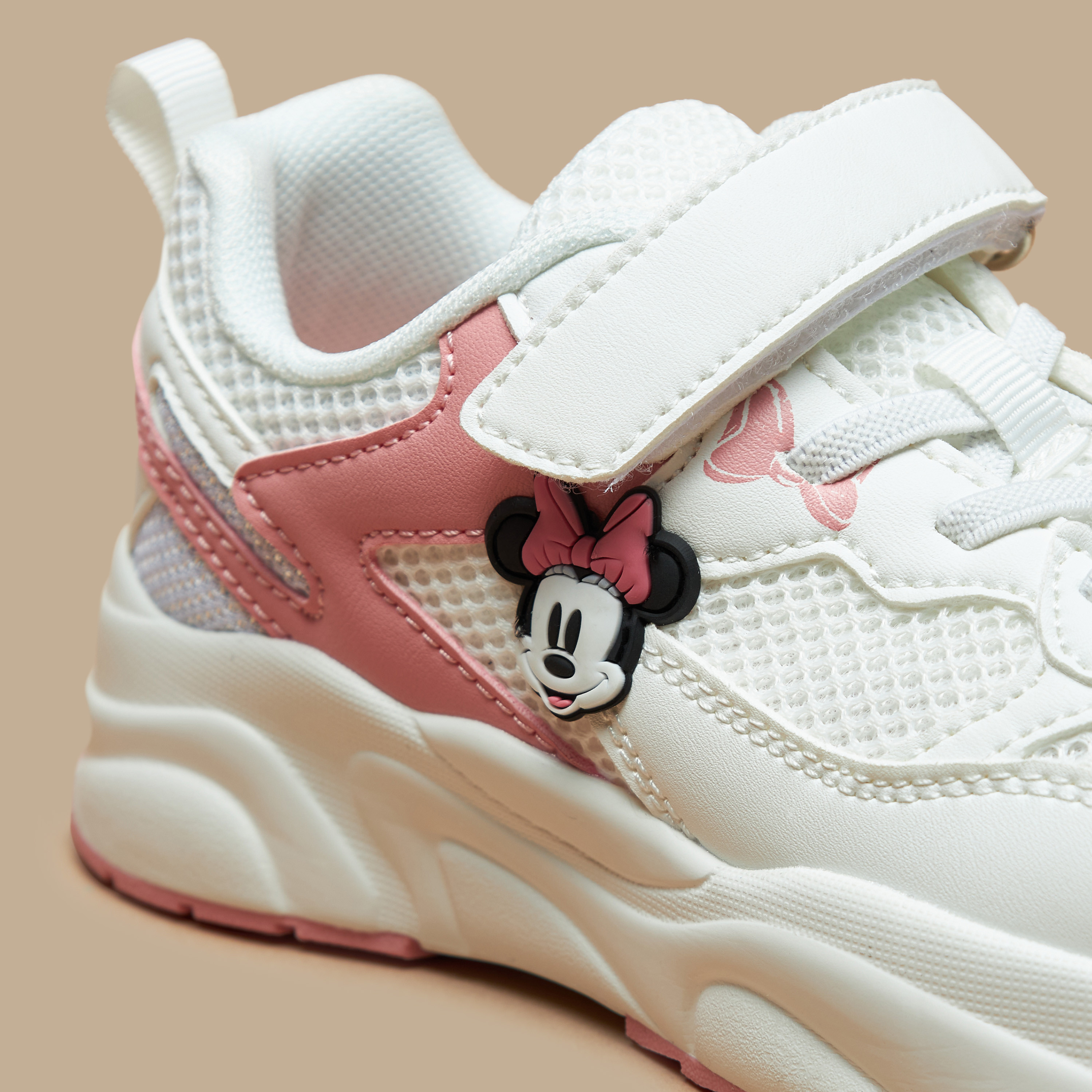 Womens minnie mouse on sale sneakers