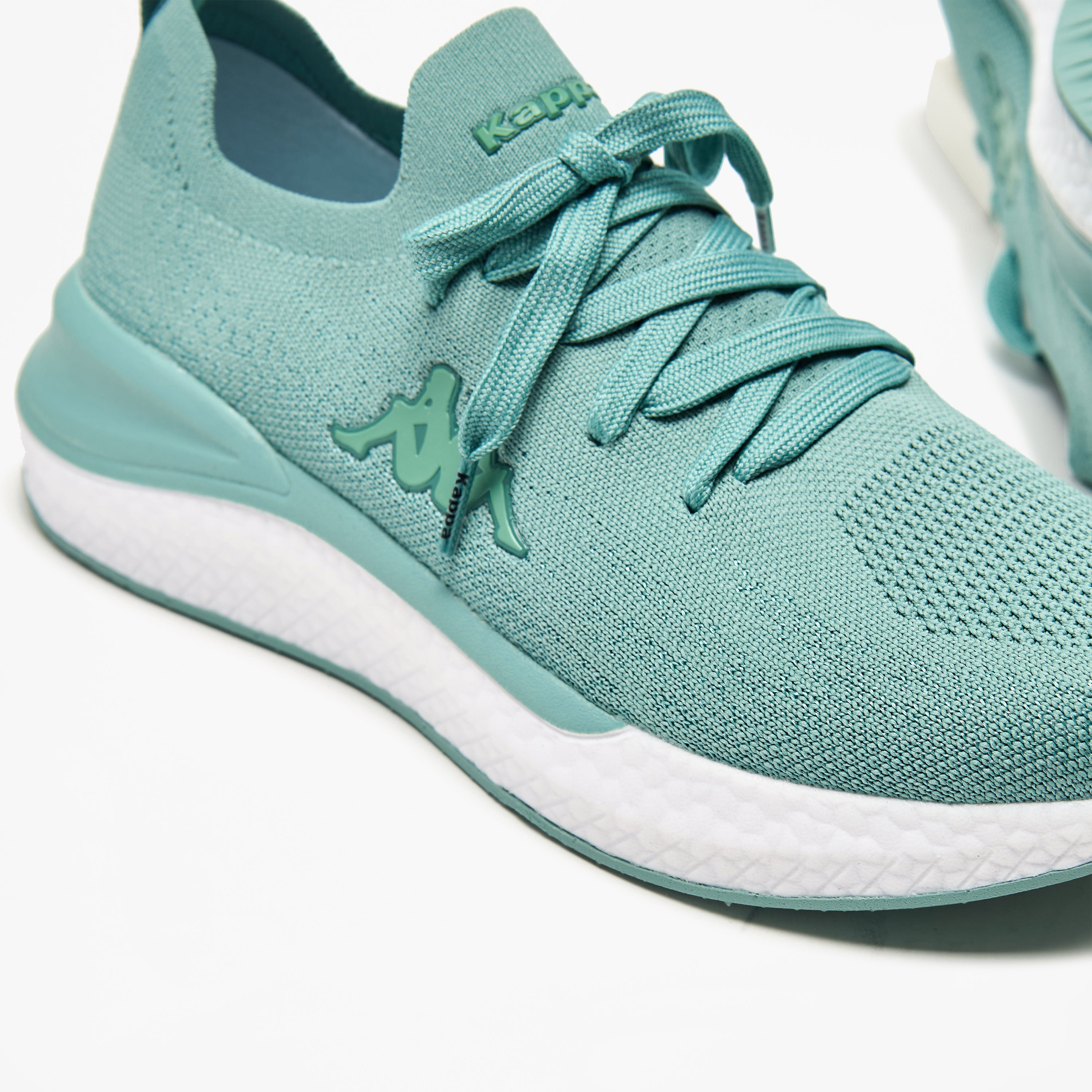 حذاء رياضي بارز الملمس برباط إغلاق للنساء من كابا-women-shoes-sneakers-image-15