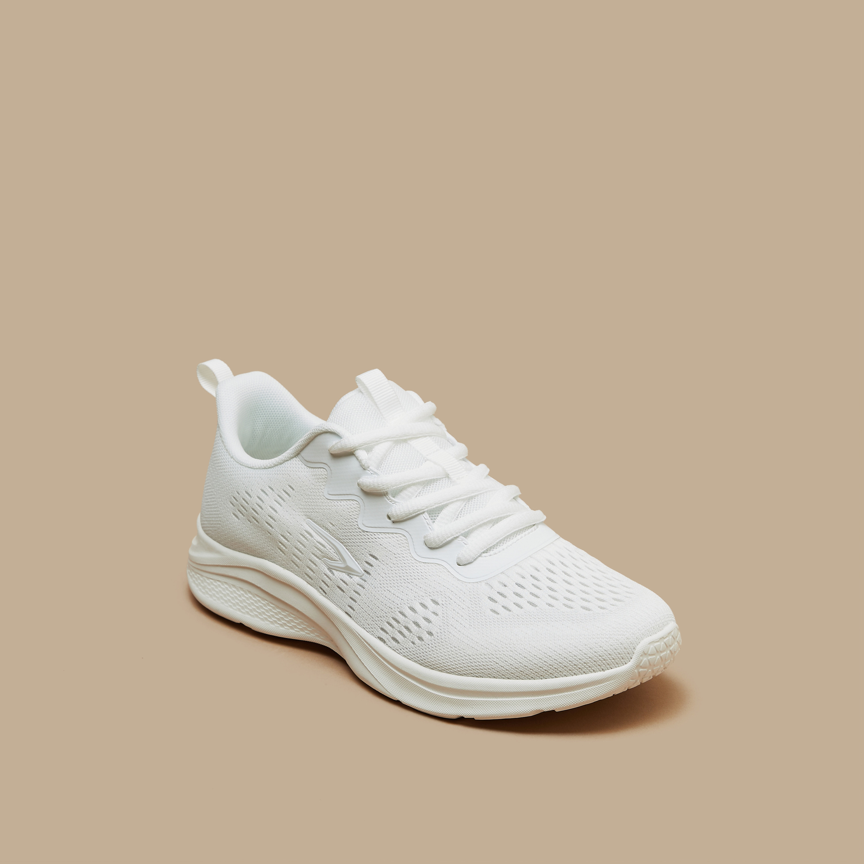 Online white 2025 sports shoes