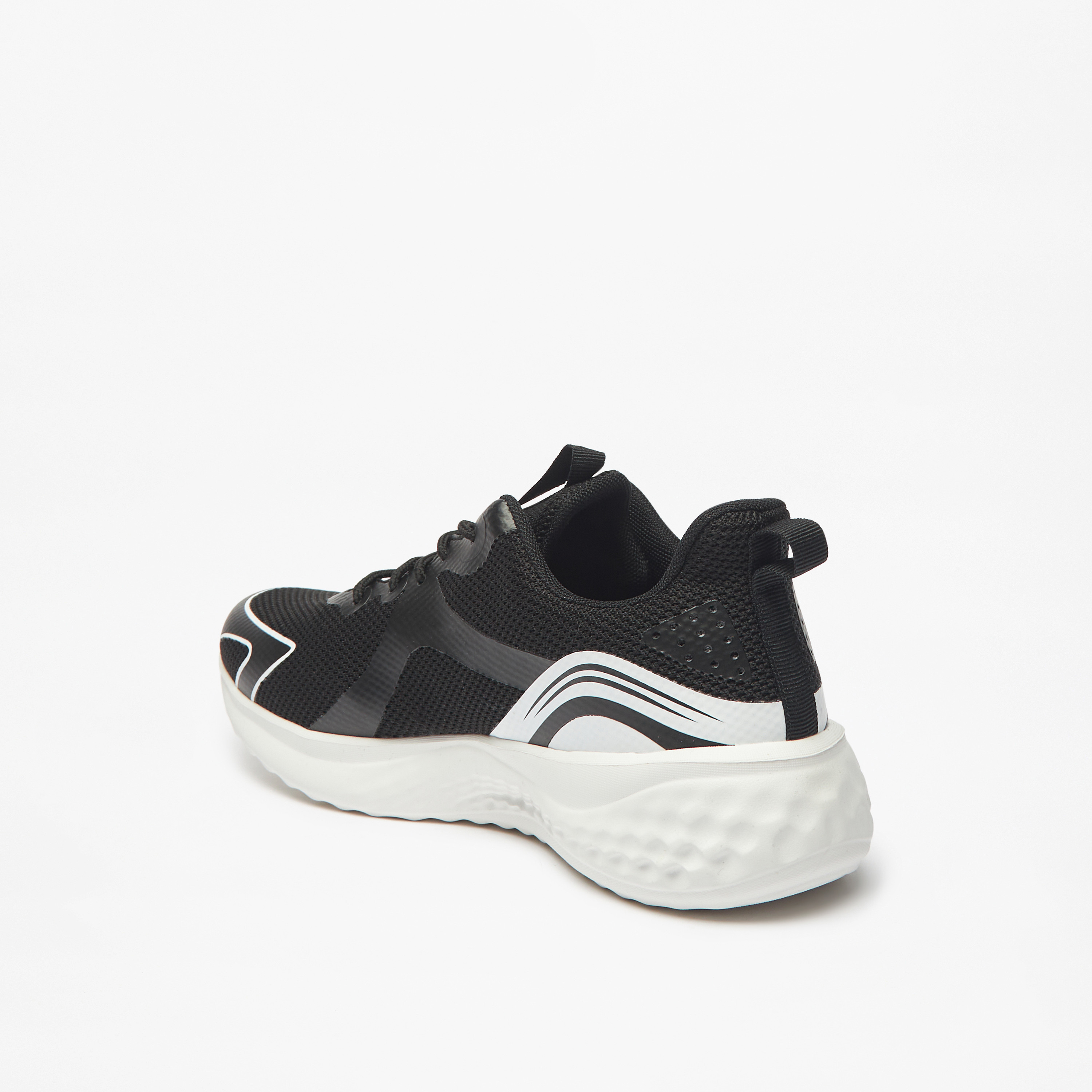 حذاء مشي بارز الملمس برباط إغلاق للرجال من كابا-sports-men-shoes-image-3