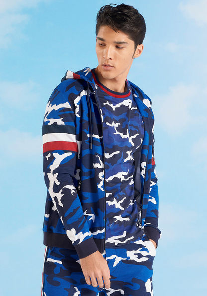 Iconic Slim Fit Printed Jacket with Long Sleeves and Hood