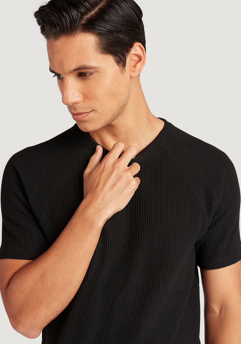 Iconic Textured T-shirt with Short Sleeves and Crew Neck-T Shirts-image-2