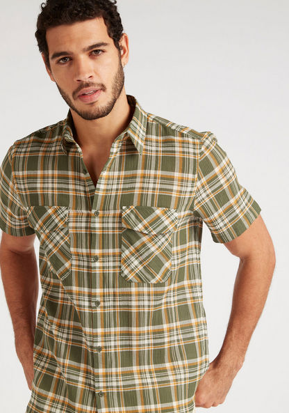 Checked Slim Fit Collared Shirt with Short Sleeves