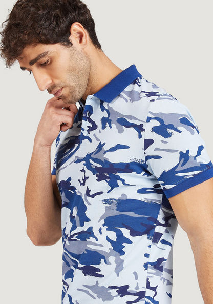 Iconic Camouflage Print Polo T-shirt with Short Sleeves-Polos-image-0