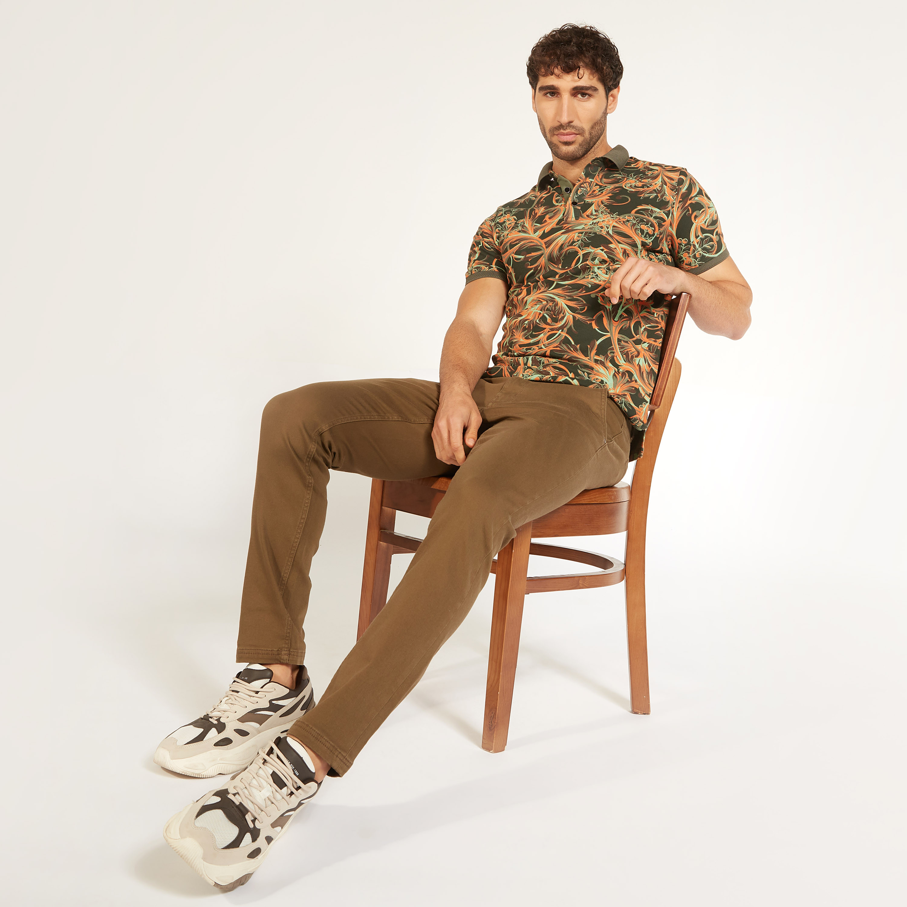 تيشيرت بولو بأكمام قصيرة وطبعات من آيكونيك-men-clothing-tshirtsandpolos-polos-image-2