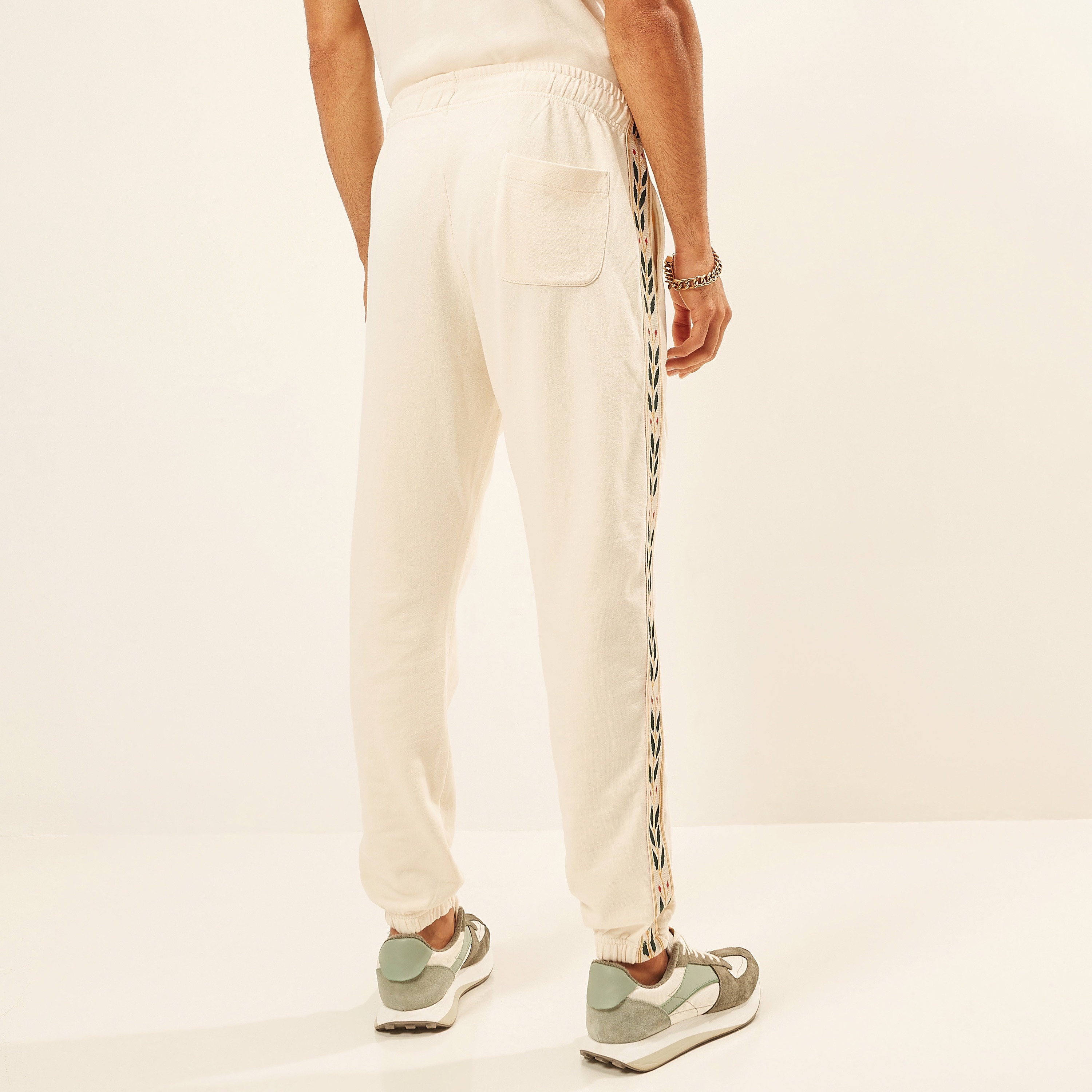 بنطلون رياضي سادة برباط إغلاق من آيكونيك-men-clothing-bottoms-joggers-image-10