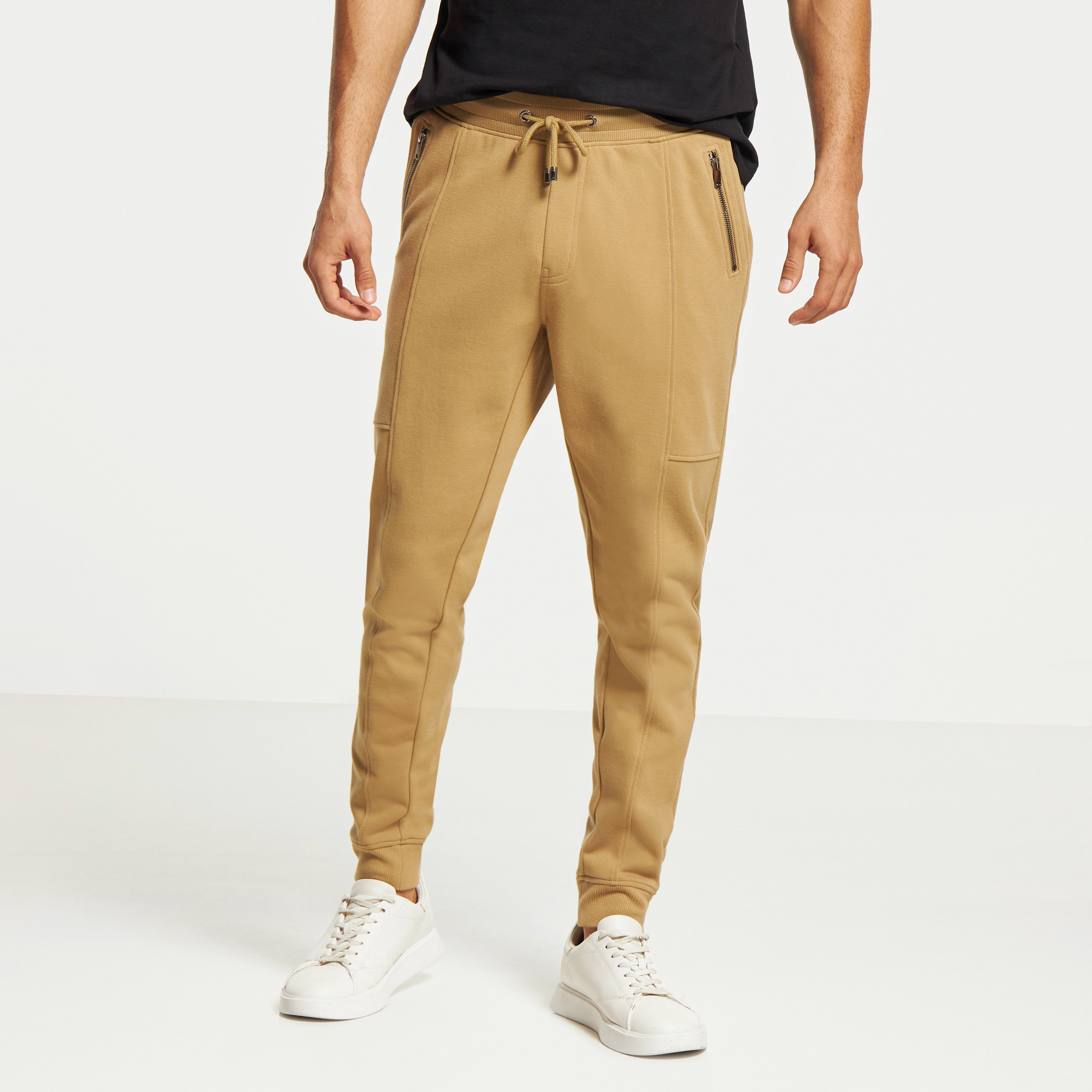 Joggers with long discount drawstring