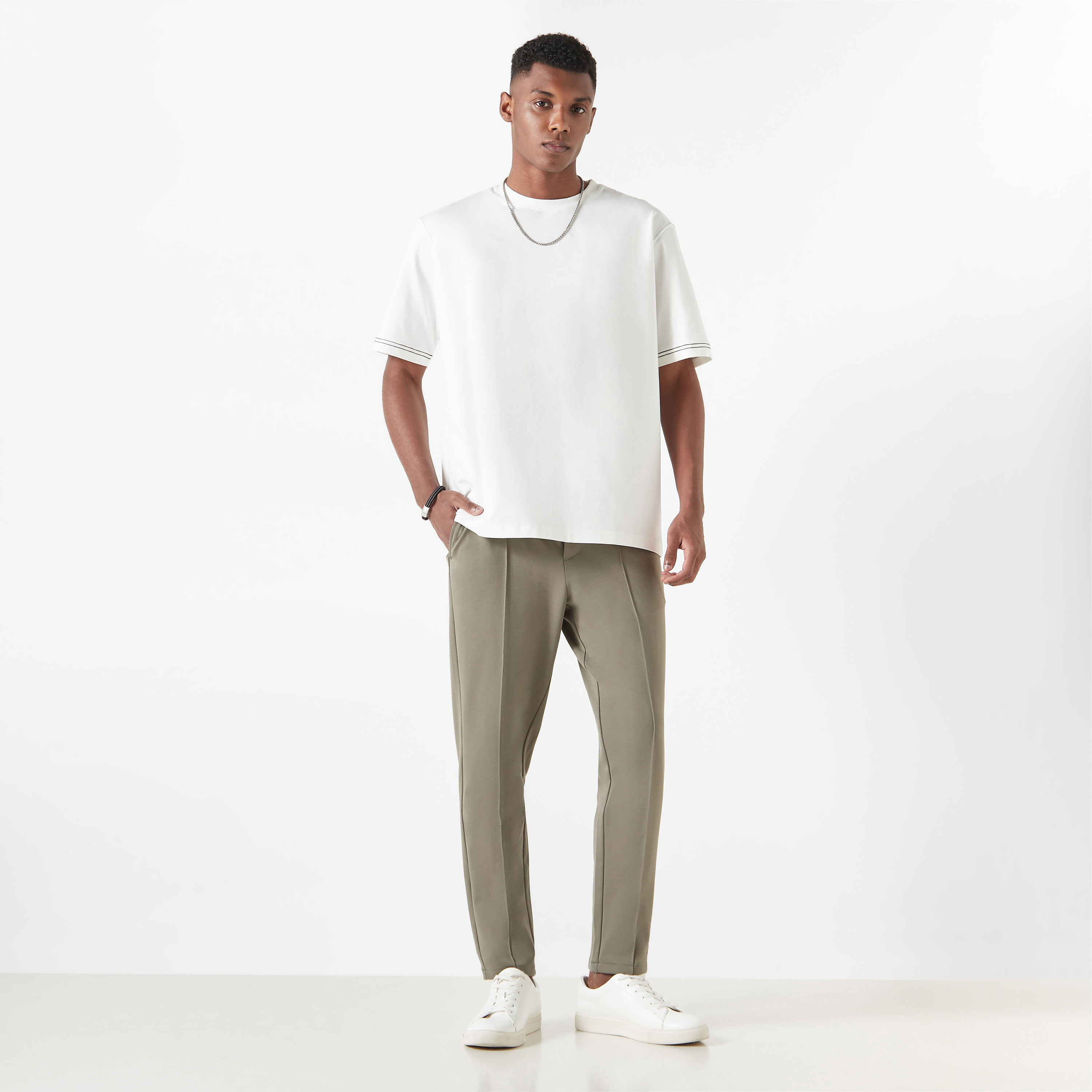 Iconic Crew Neck T-shirt with Short Sleeves-men-clothing-tshirtsandpolos-tshirts-image-6