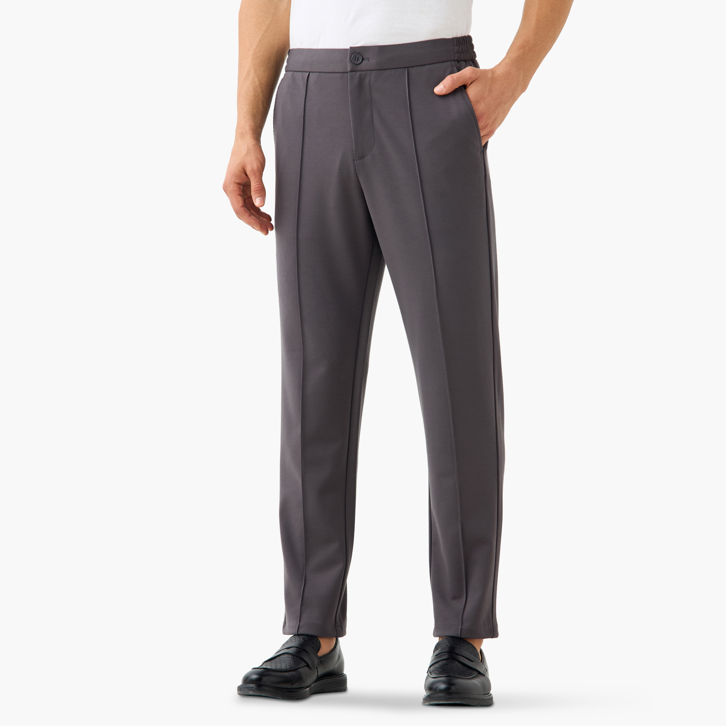 بنطلون بقصّة عادية وخصر مطاطي وجيوب من أيكونيك-men-clothing-bottoms-trousersandchinos-trousers-image-1