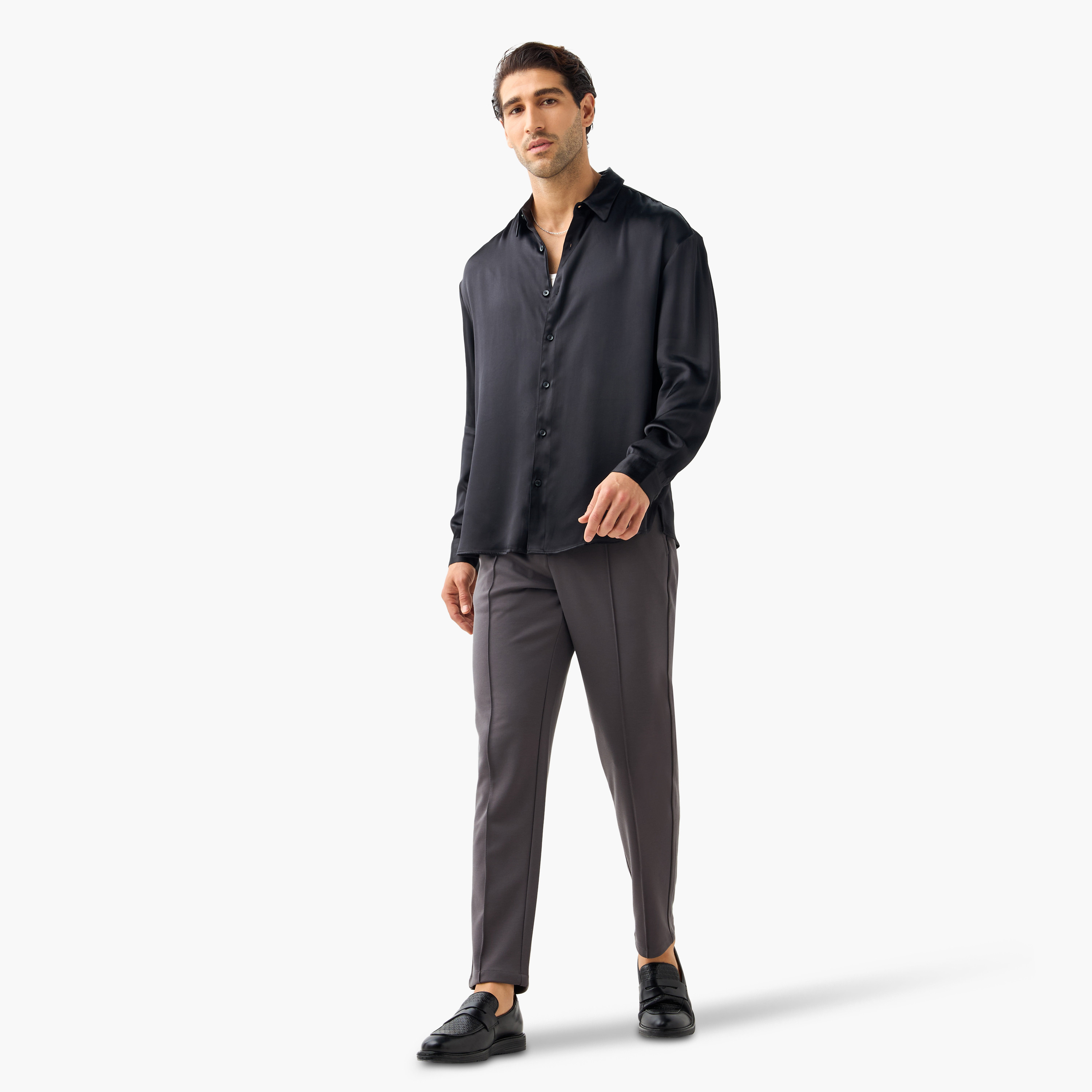 بنطلون بقصّة عادية وخصر مطاطي وجيوب من أيكونيك-men-clothing-bottoms-trousersandchinos-trousers-image-2