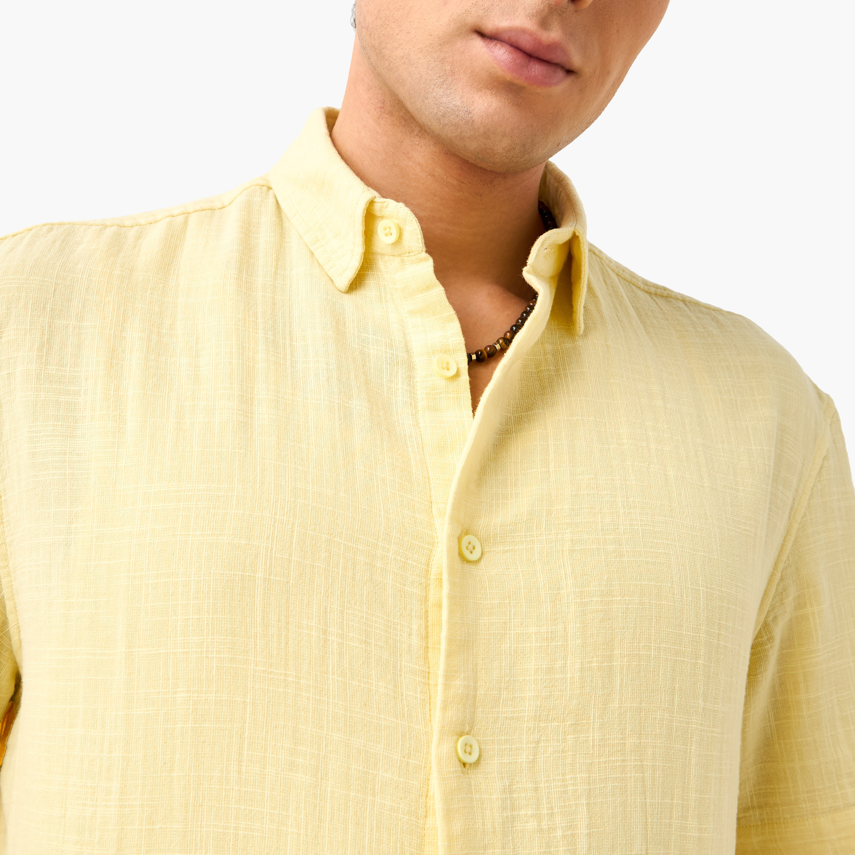 قميص شاش بارز الملمس من أيكونيك-men-clothing-shirts-image-4