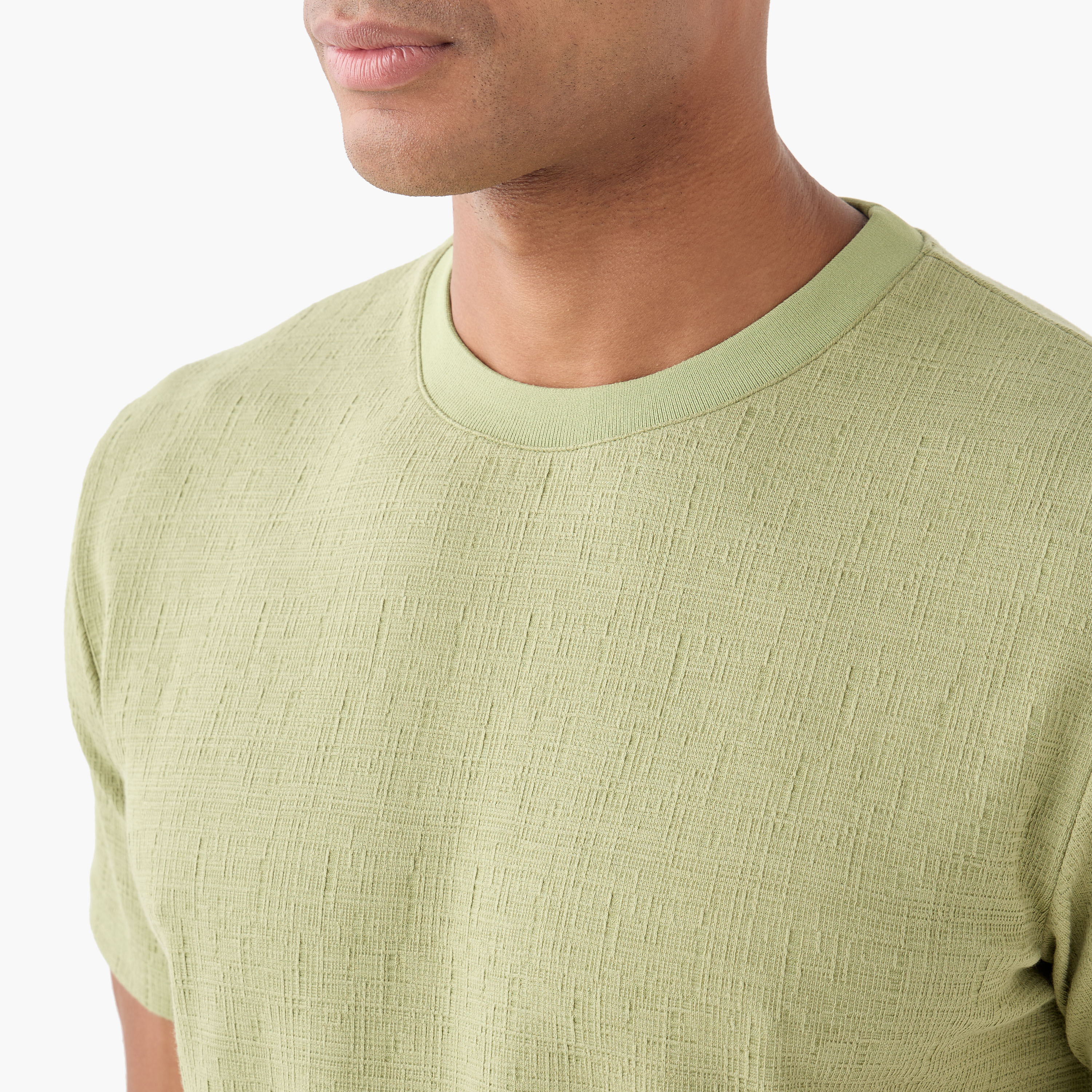 تيشيرت بارز الملمس بقصة مريحة من آيكونيك-men-clothing-tshirtsandpolos-tshirts-image-14