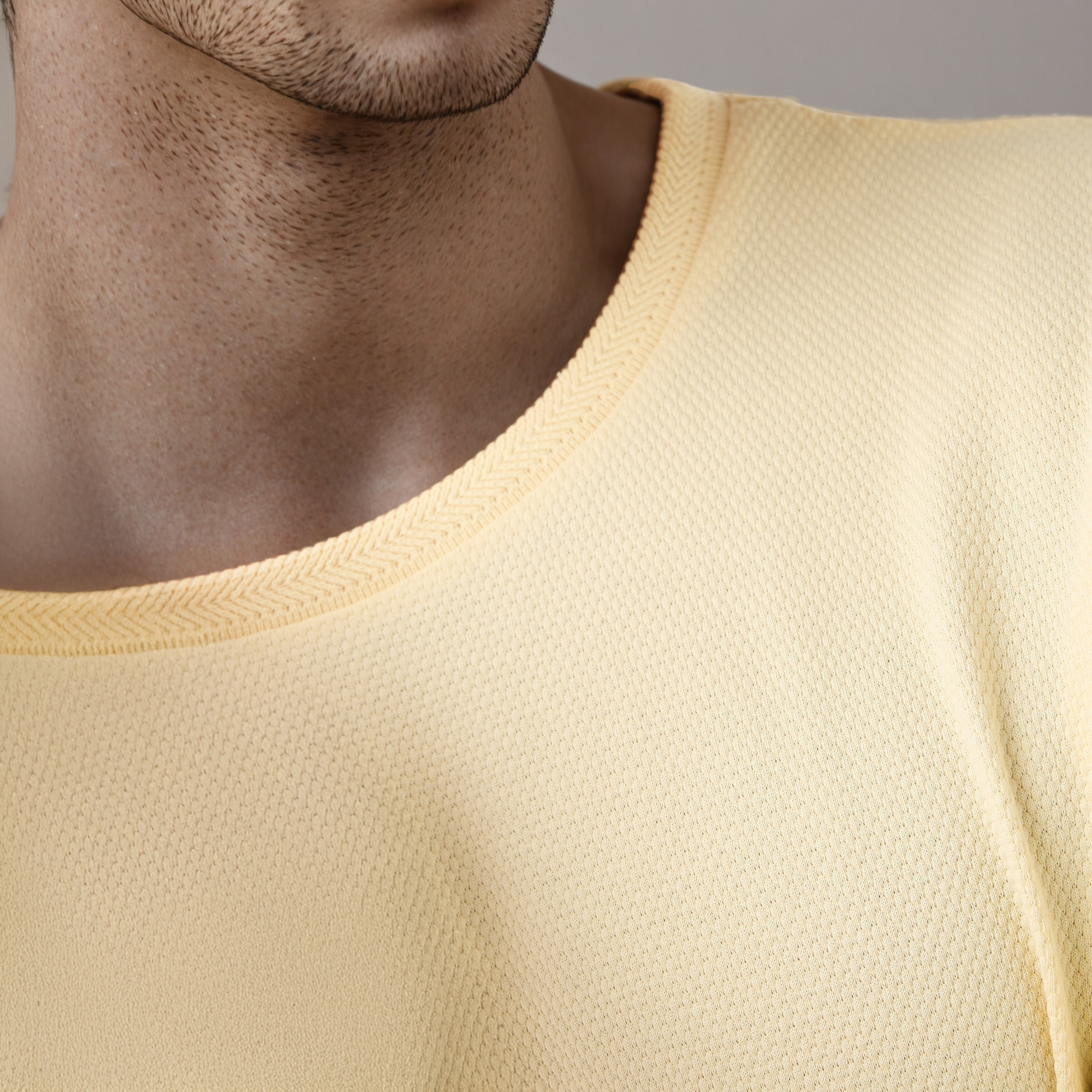 تيشيرت بارز الملمس بقصة عادية من بوب كورن-men-clothing-tshirtsandpolos-tshirts-image-6