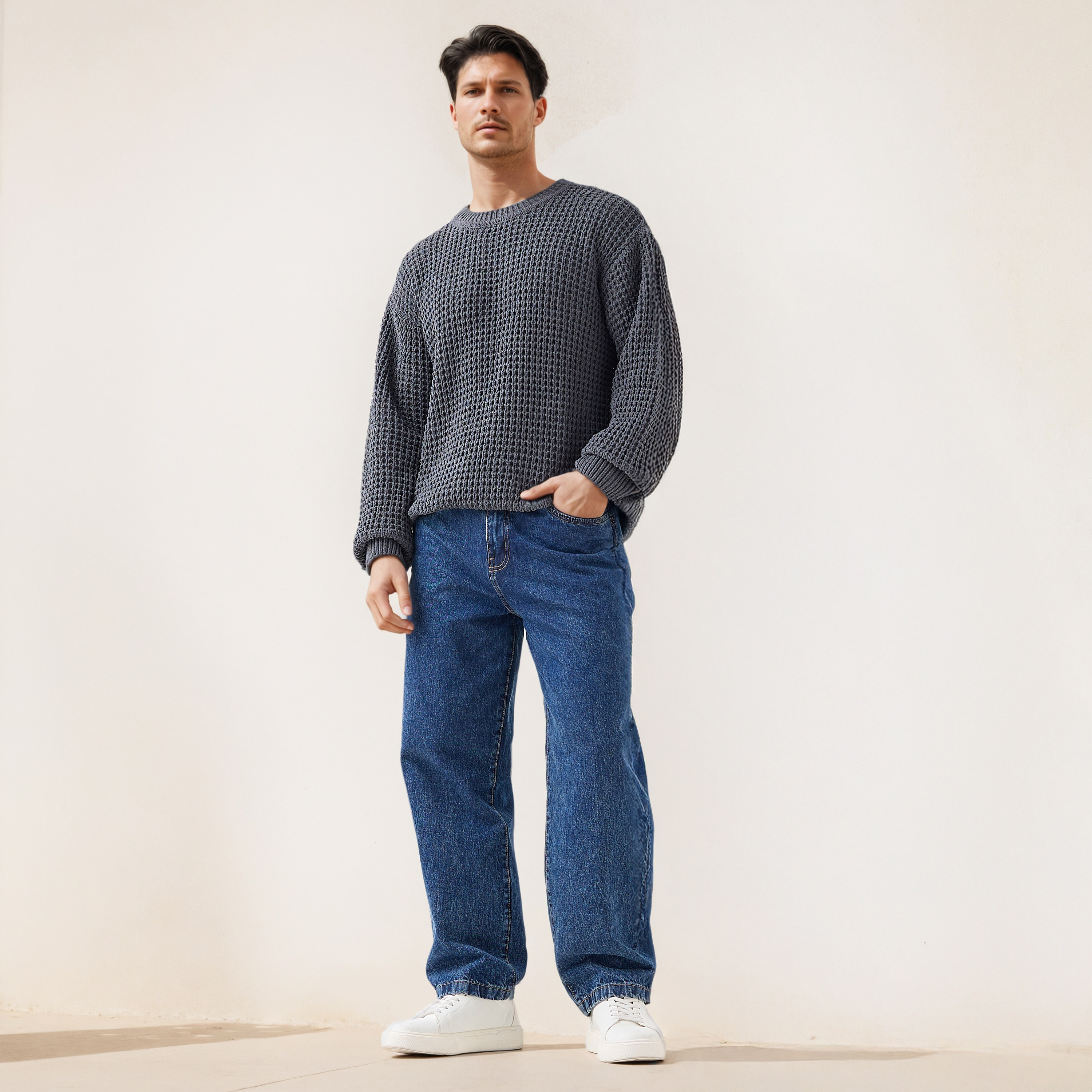 Iconic Derby Textured Sweatshirt-men-winterwear-hoodiesandsweatshirts-image-2