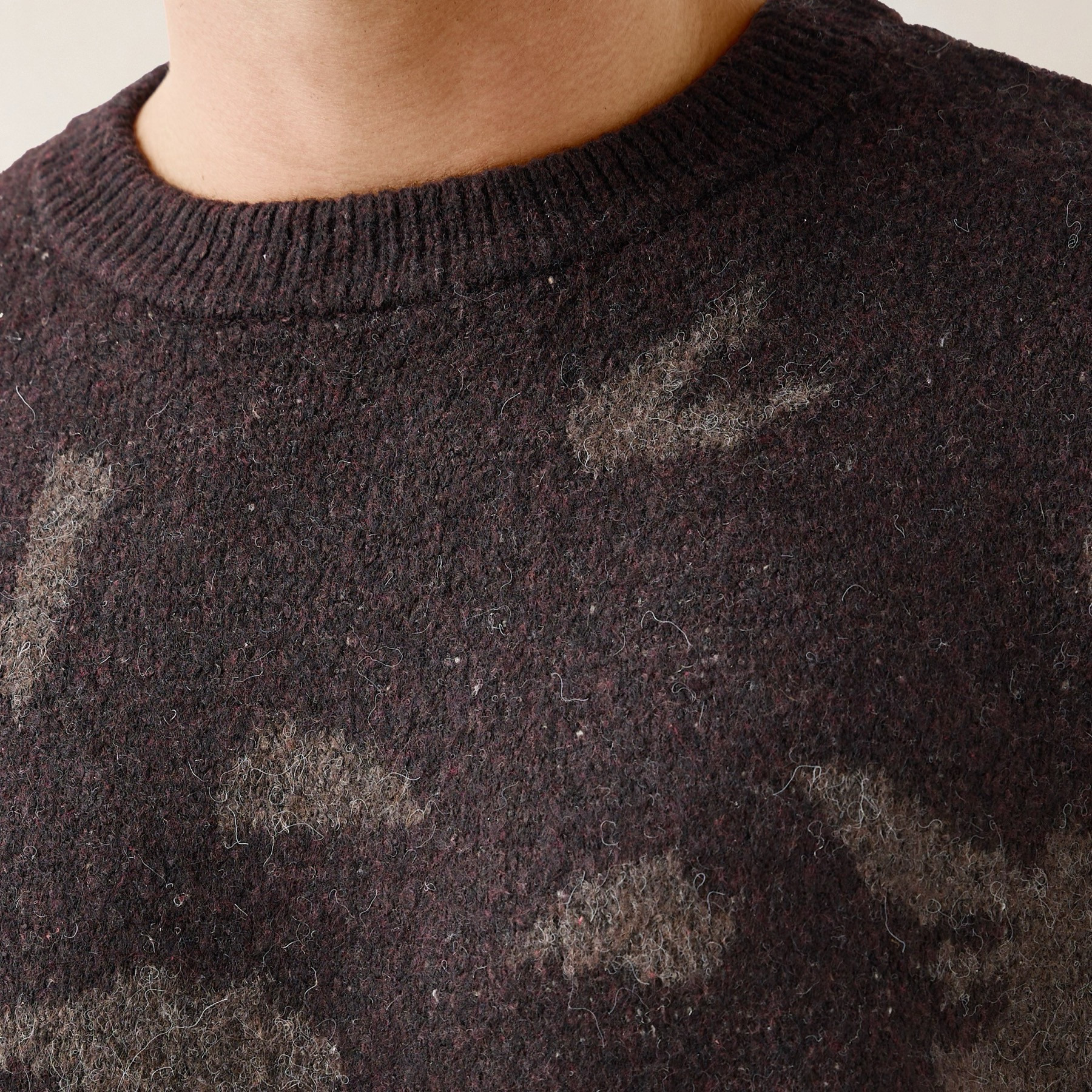Iconic Abstract Print Crew Neck Sweatshirt-men-winterwear-hoodiesandsweatshirts-image-3