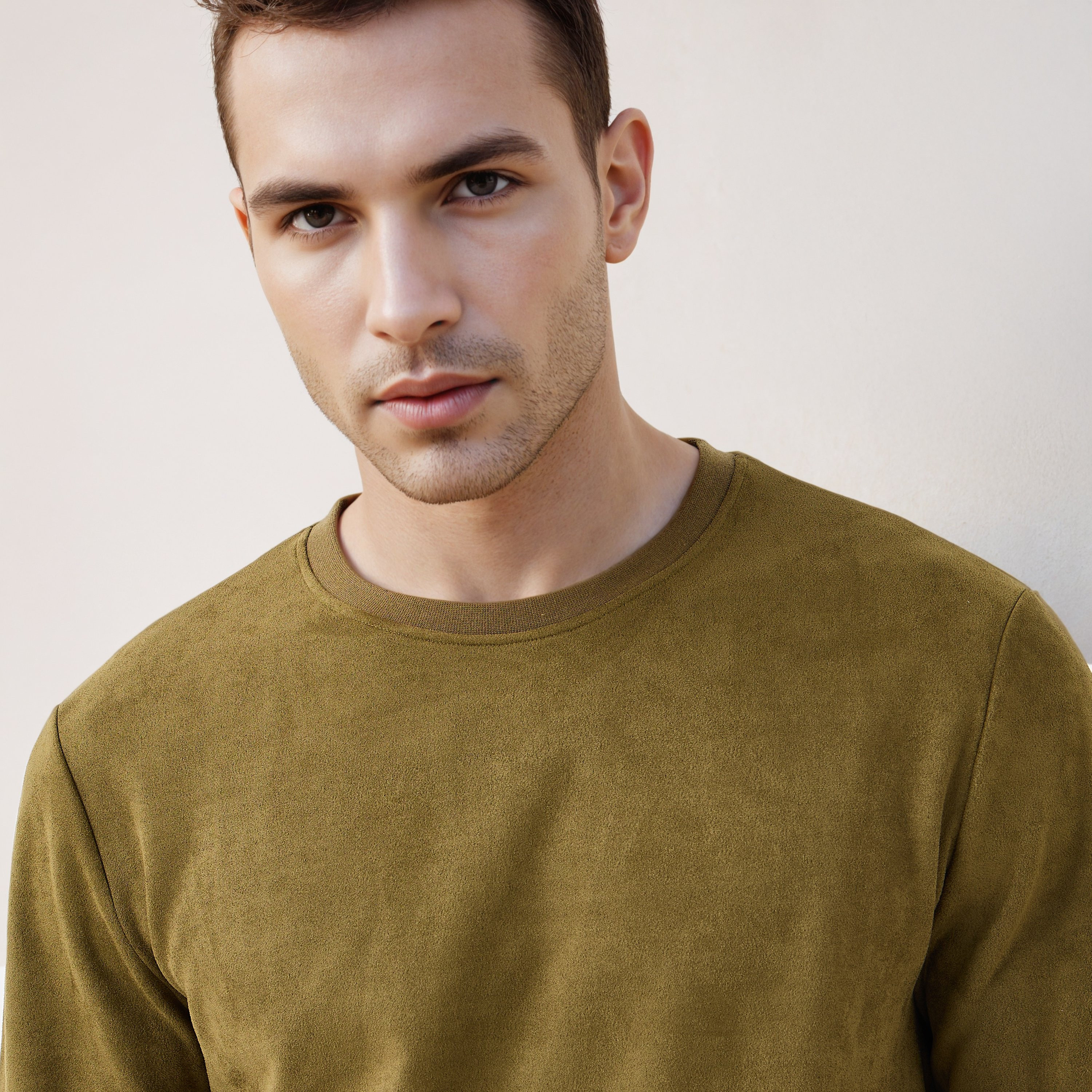 Iconic Suede Sweatshirt-men-winterwear-hoodiesandsweatshirts-image-4